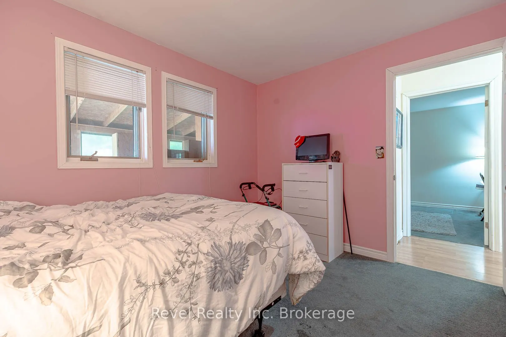 36 Tebby Boulevard