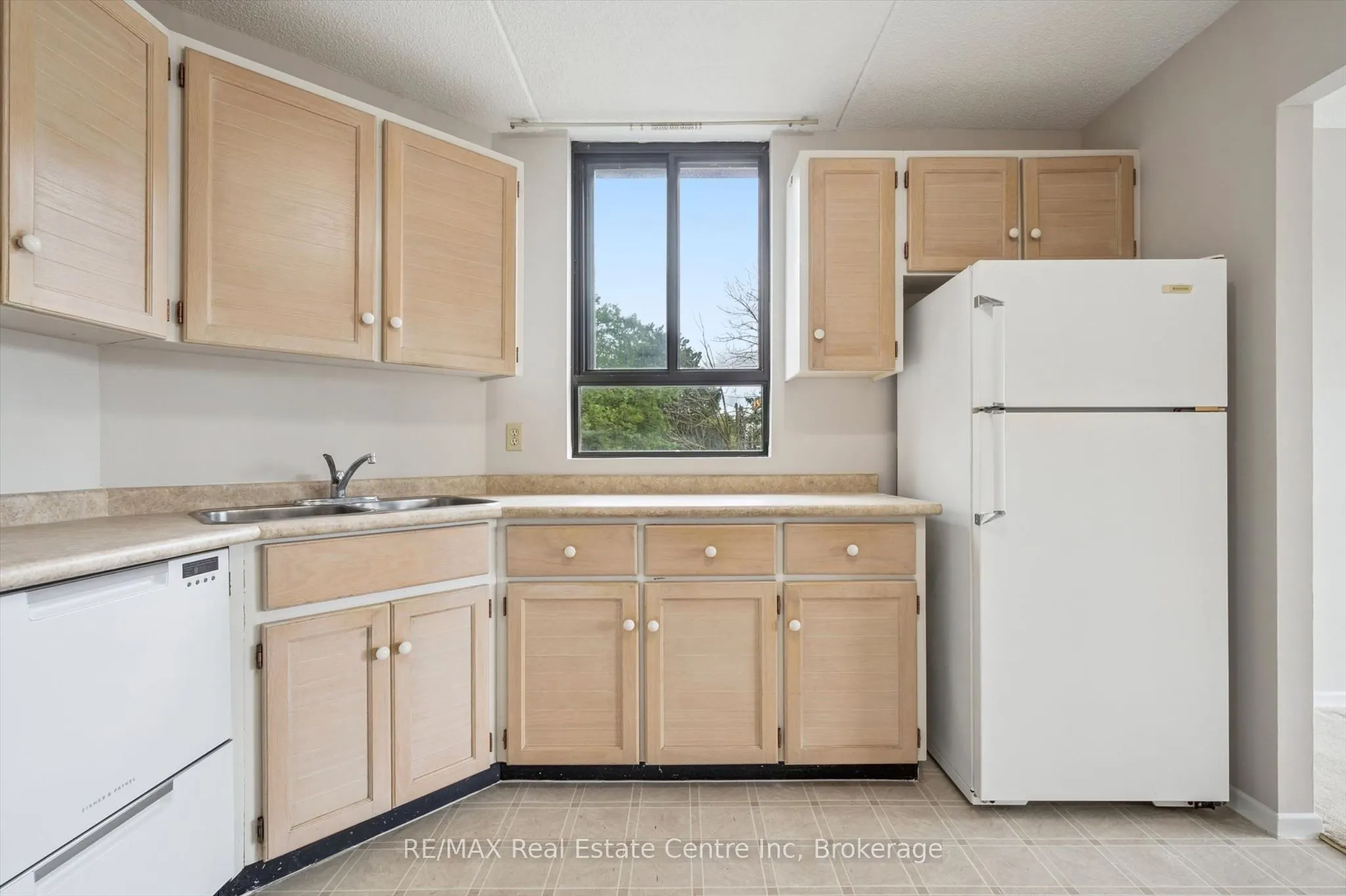 22 Marilyn Drive #201