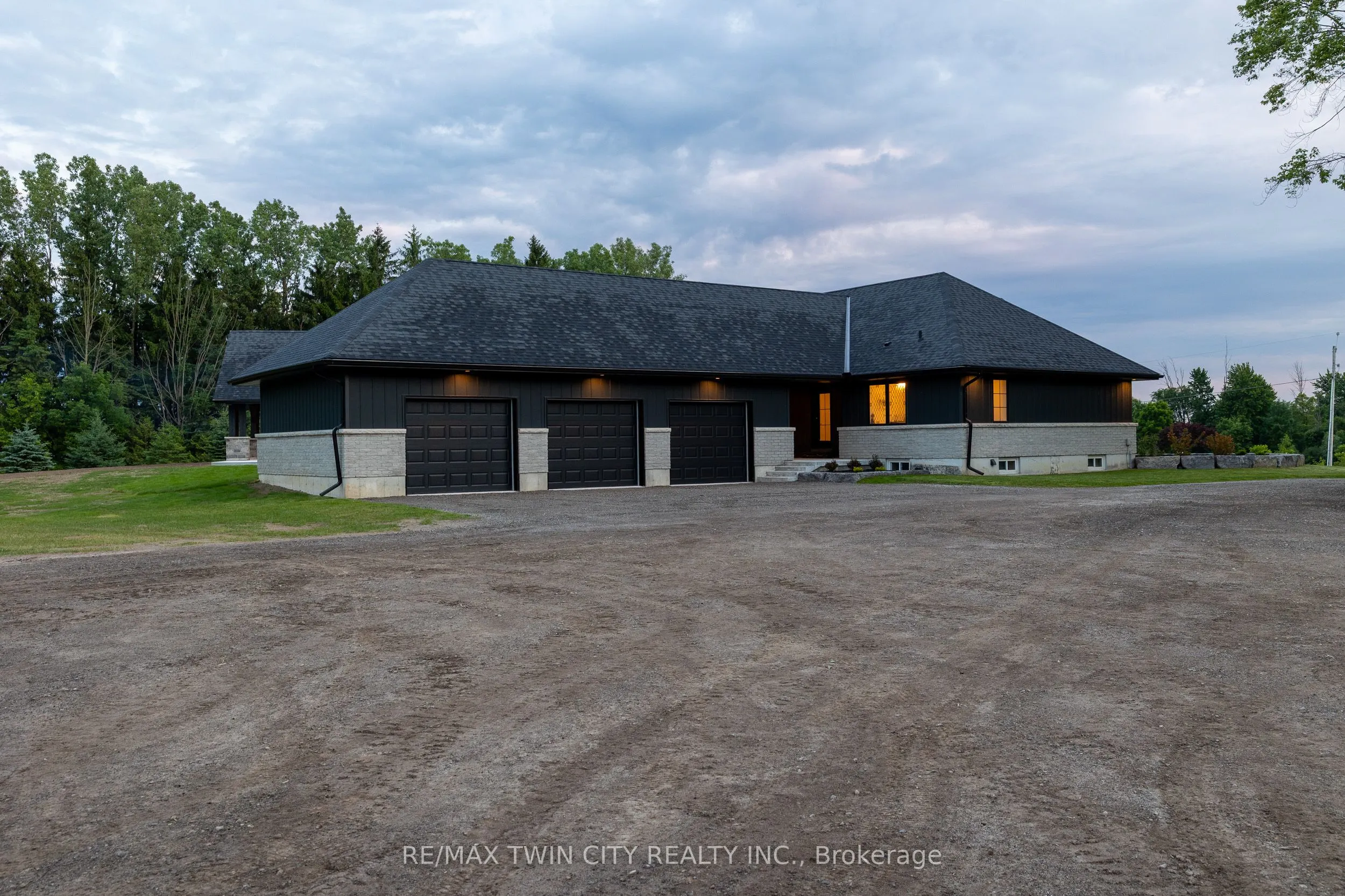 88 ETONIA Road