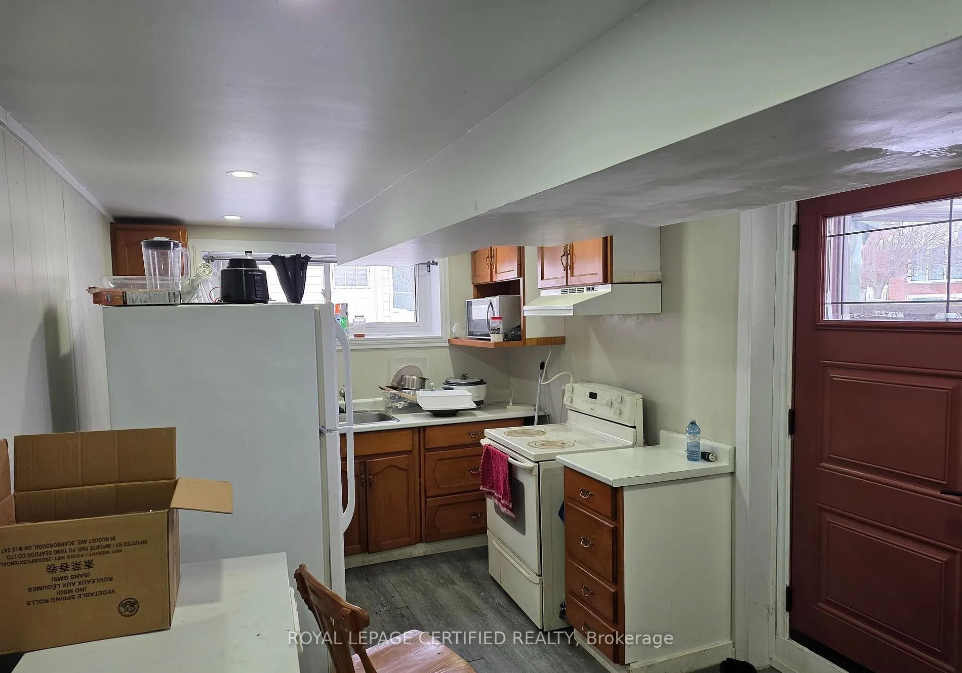 2 Rideau Crescent