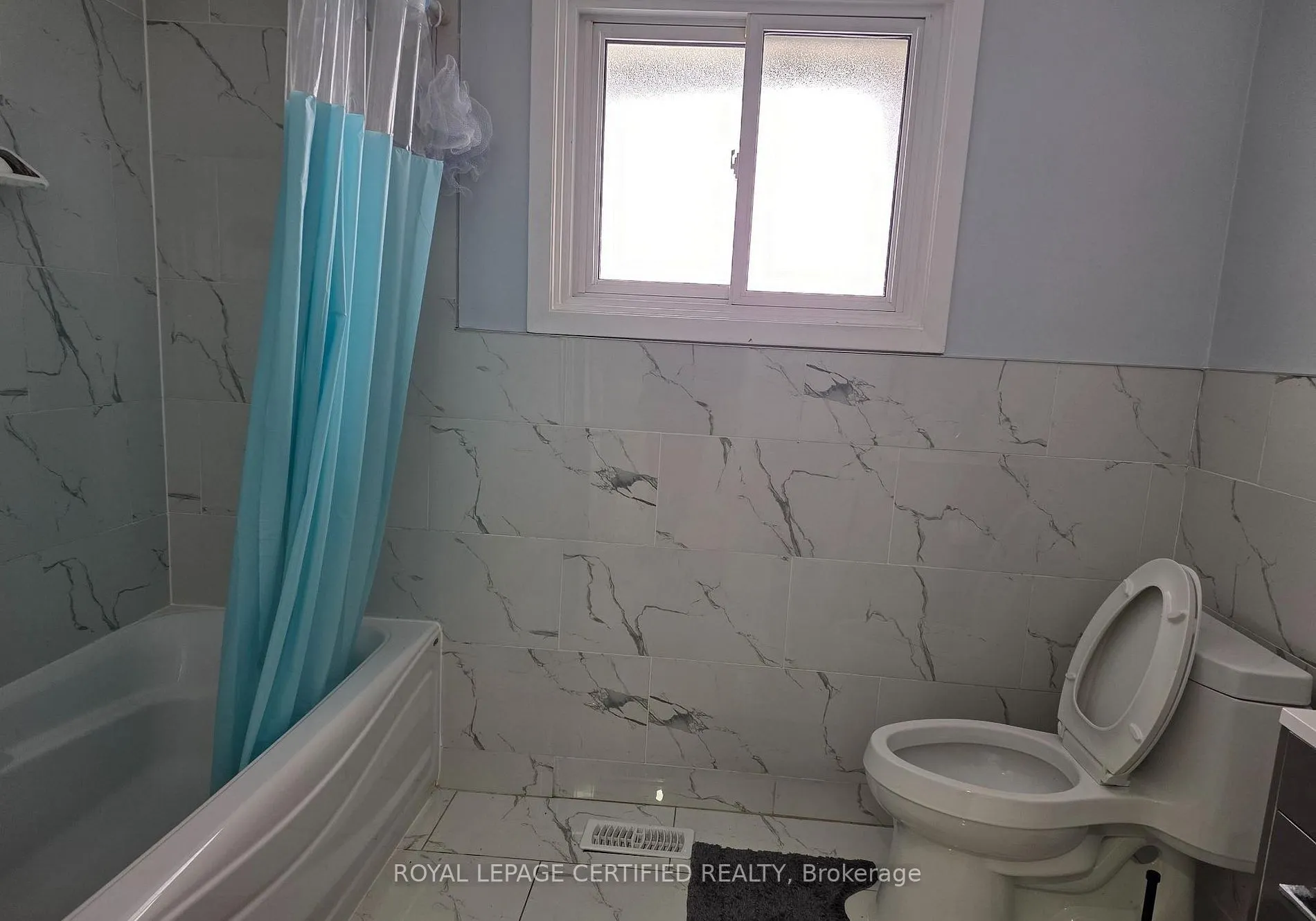 2 Rideau Crescent