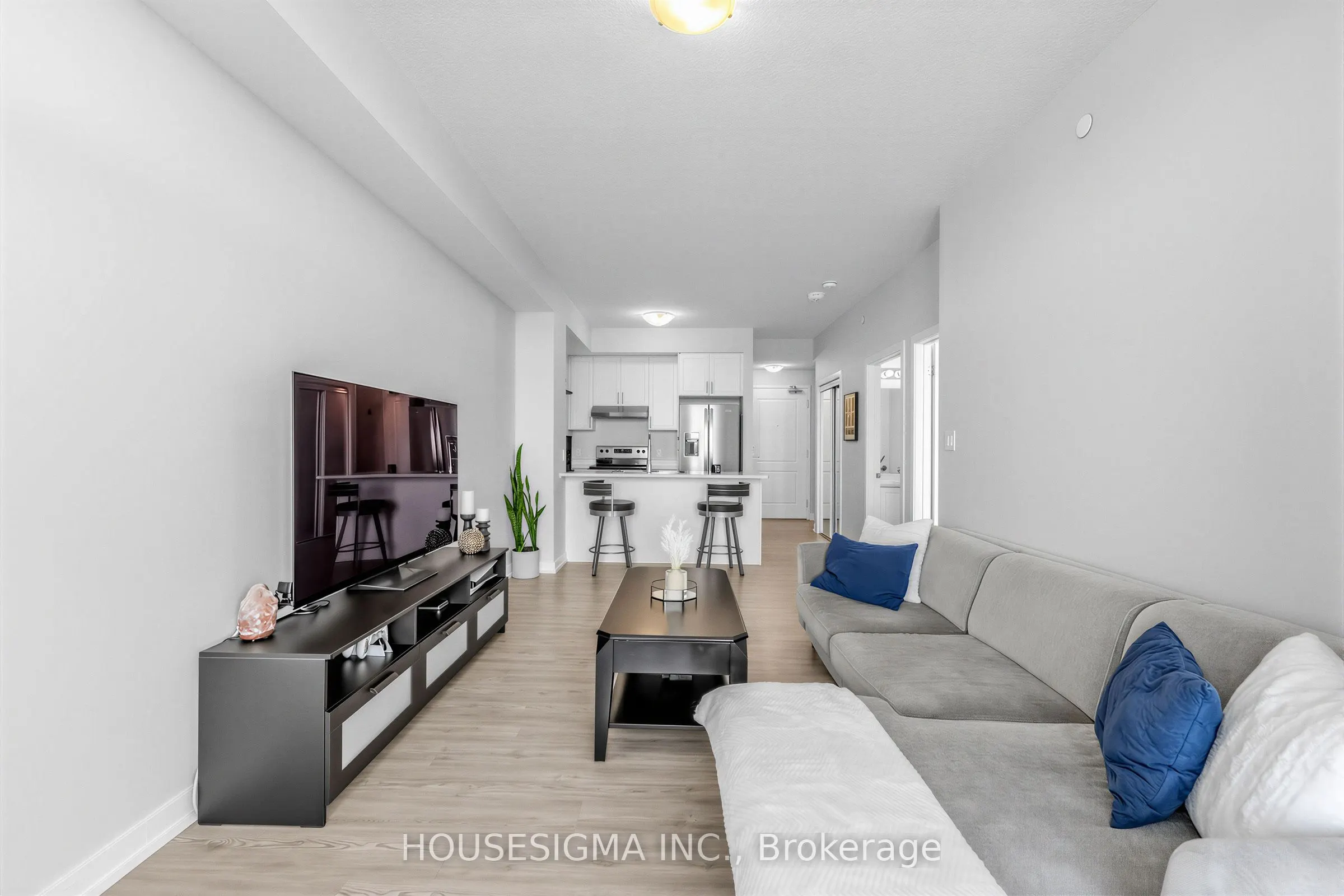 450 Dundas Street E #230