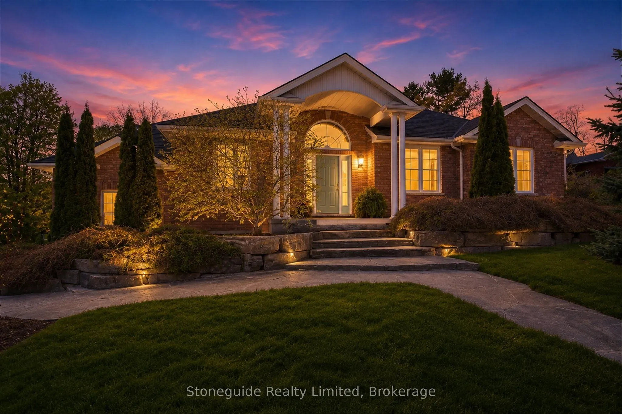 1580 College Park Drive