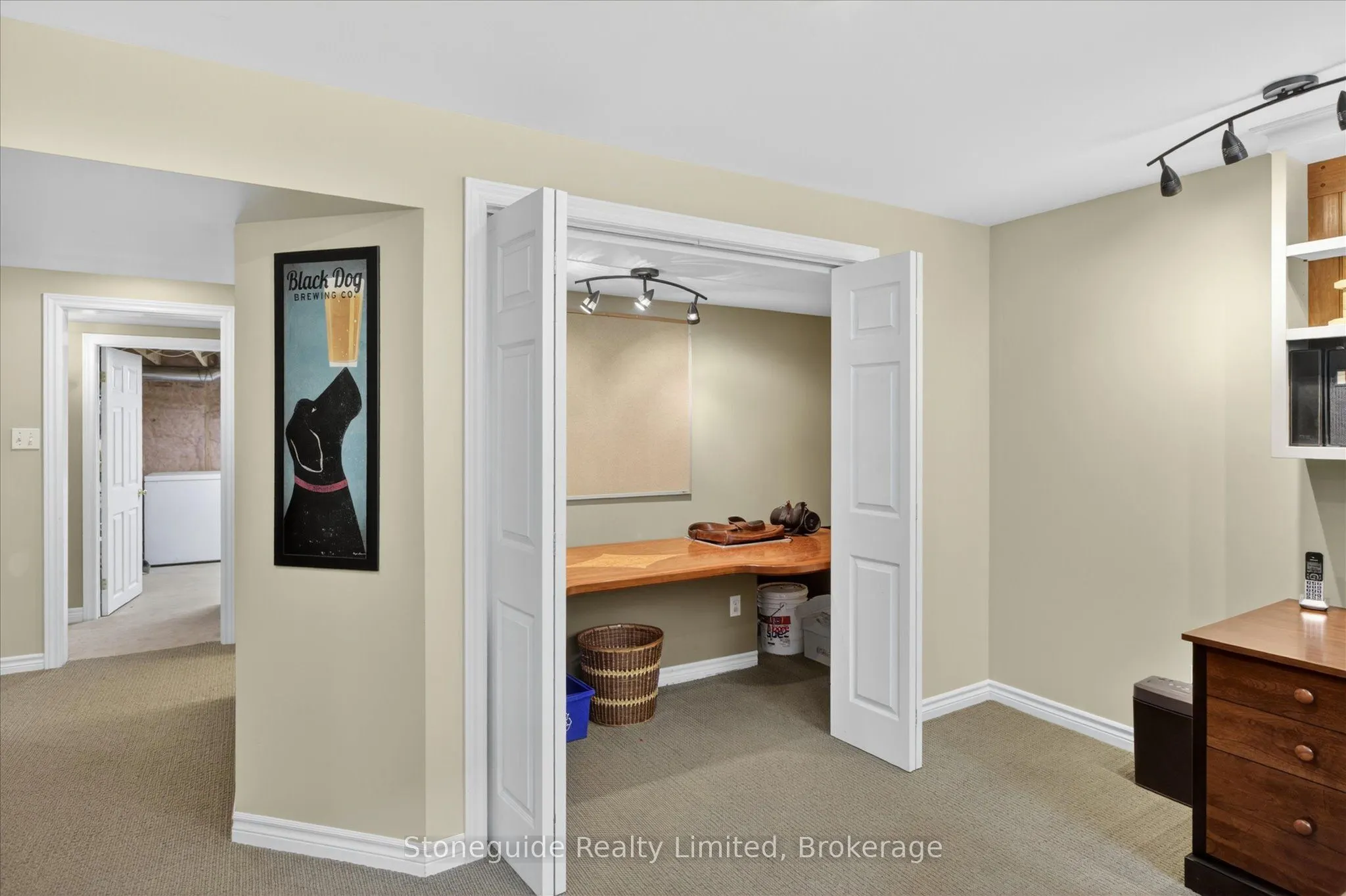 1580 College Park Drive