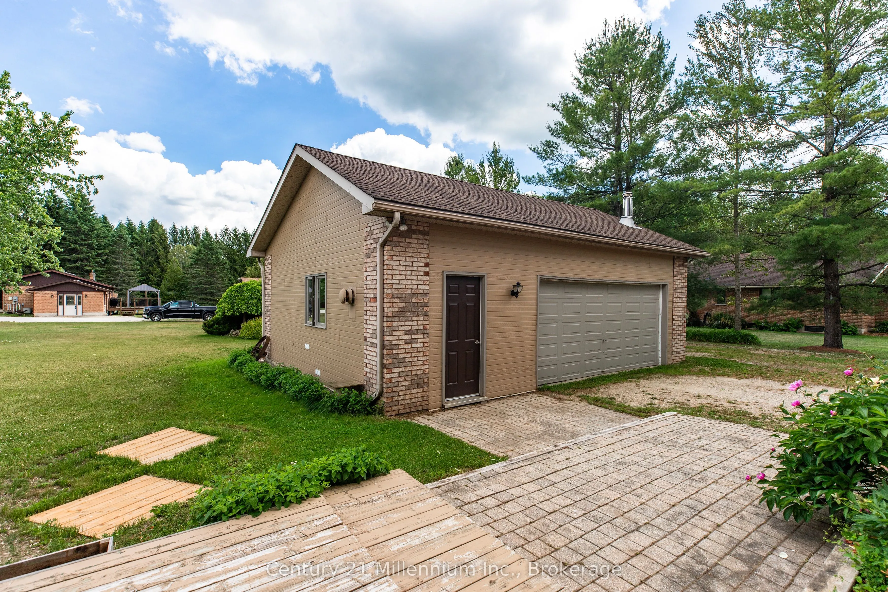 103 Cedar Court