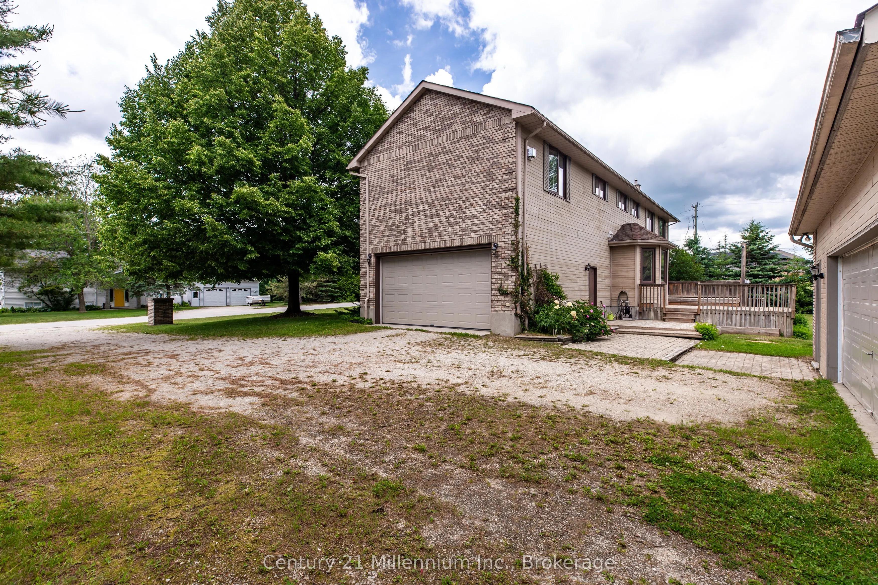 103 Cedar Court