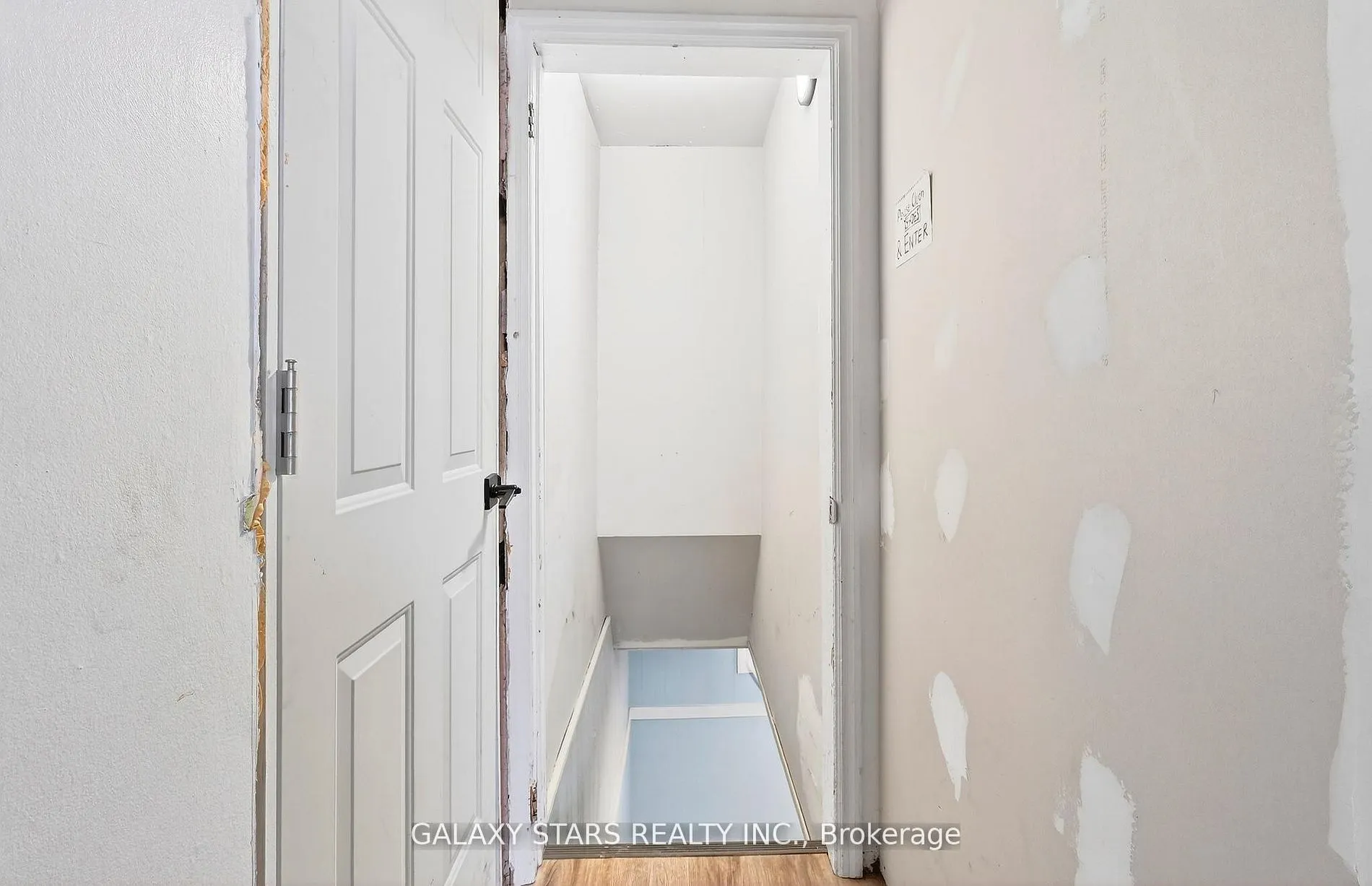 599 Donegal Street