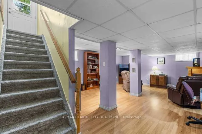 463 Exmouth Circle