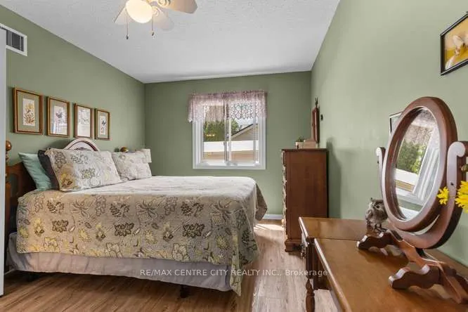 463 Exmouth Circle
