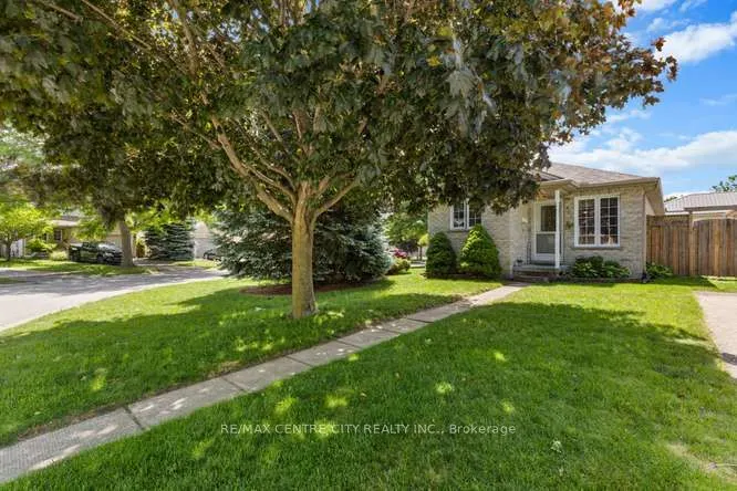 463 Exmouth Circle