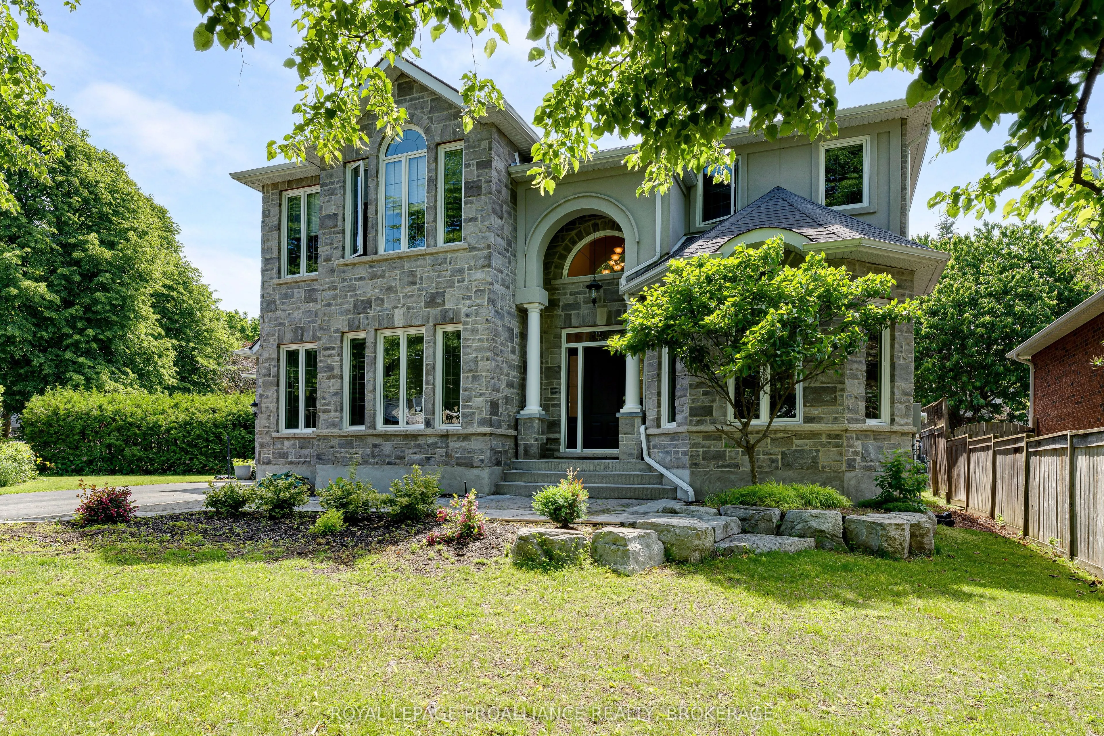 81 Kenwoods Circle