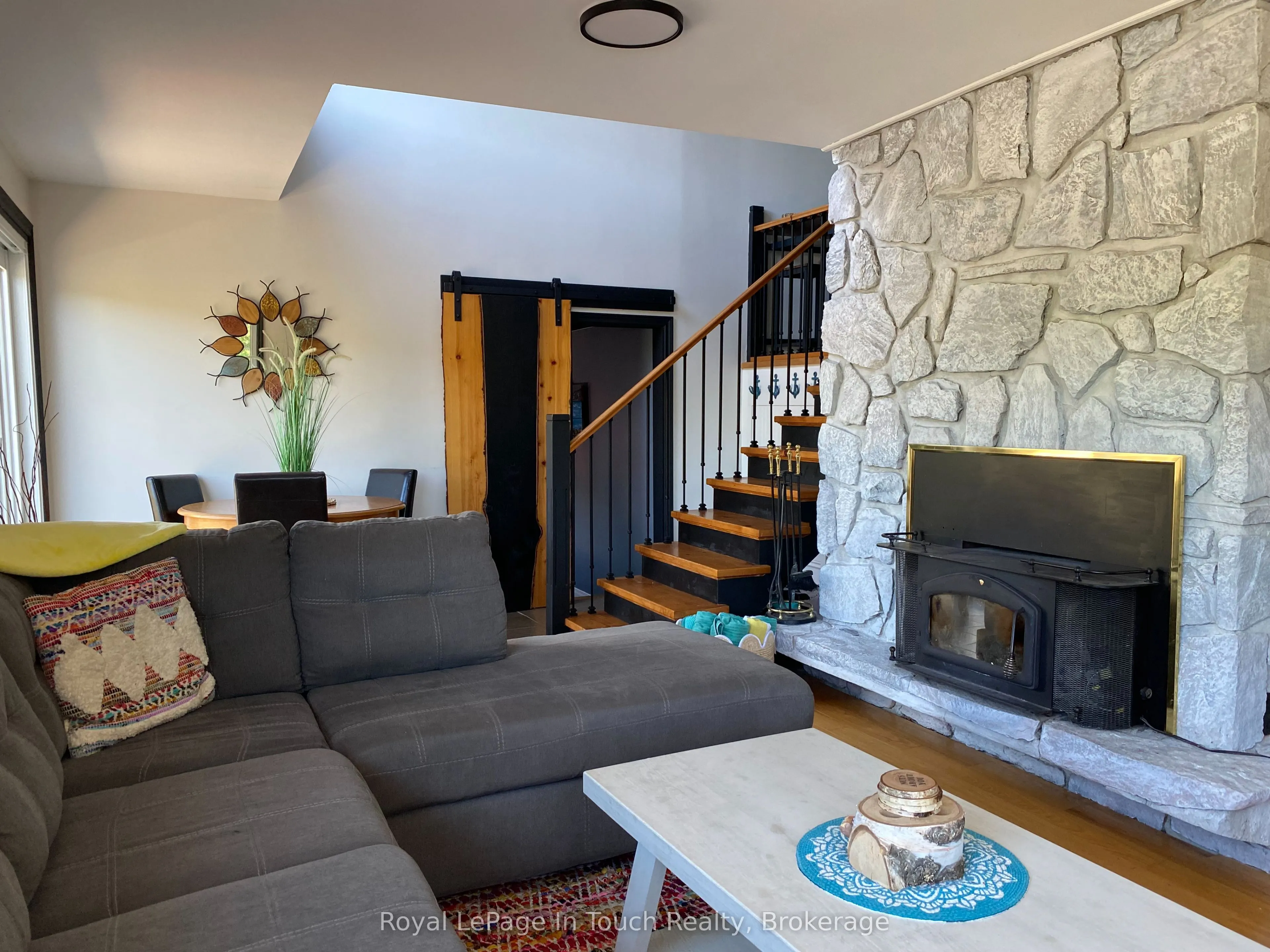 9794 Georgian Bay Shore N