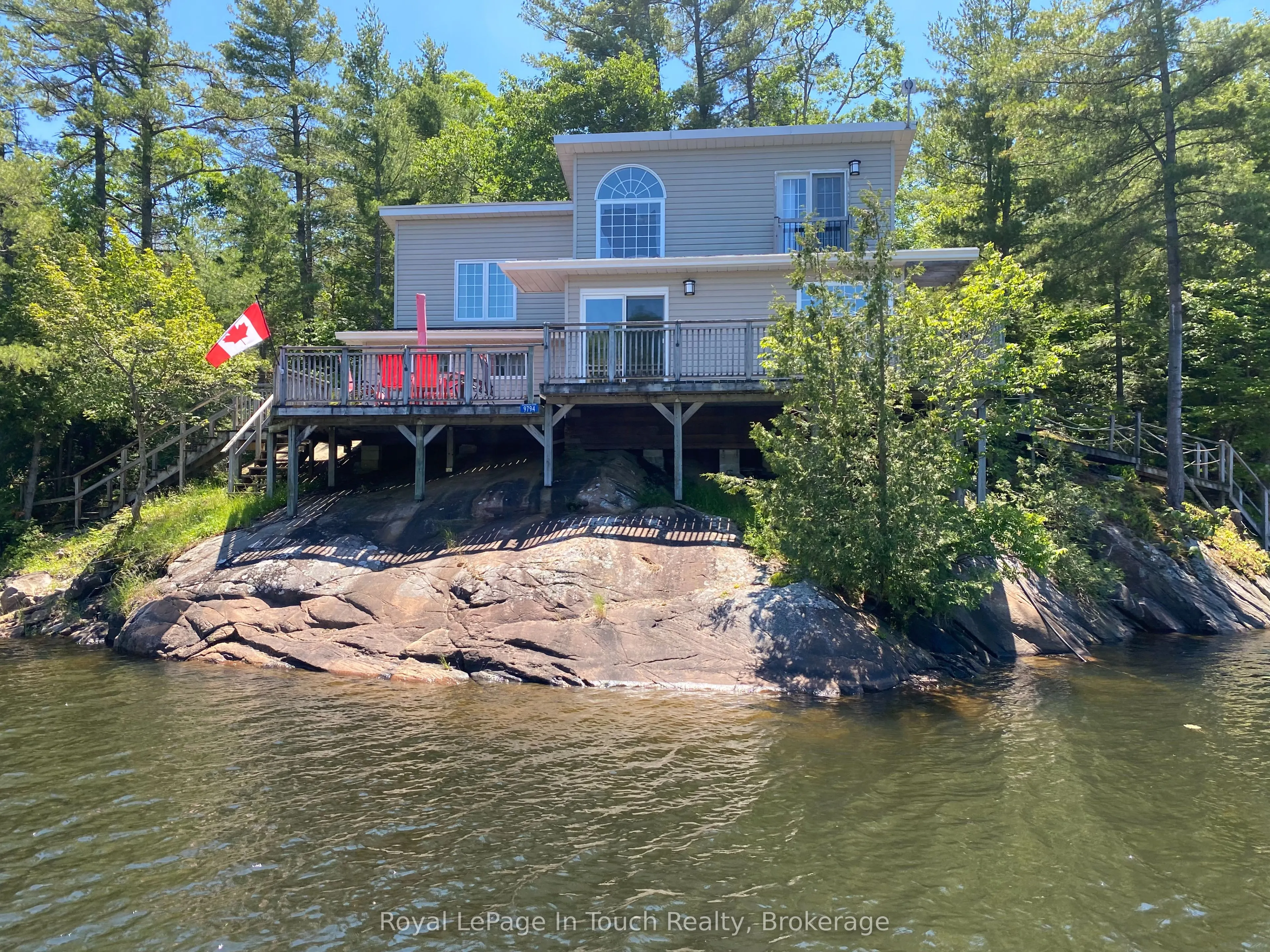 9794 Georgian Bay Shore N