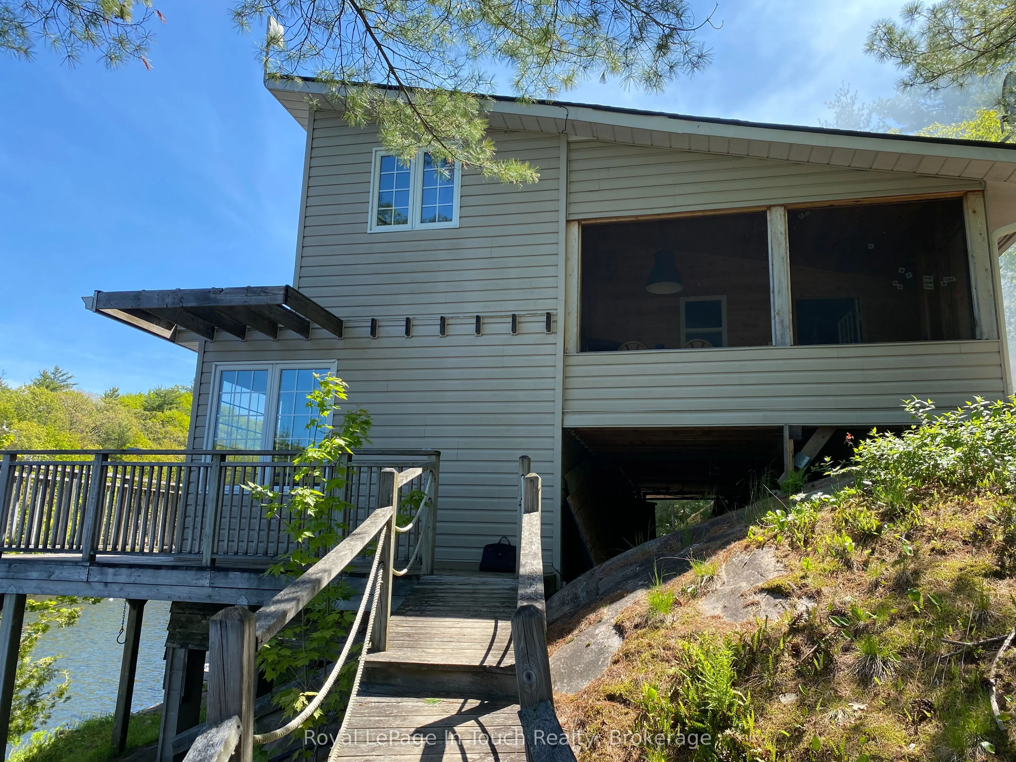 9794 Georgian Bay Shore N
