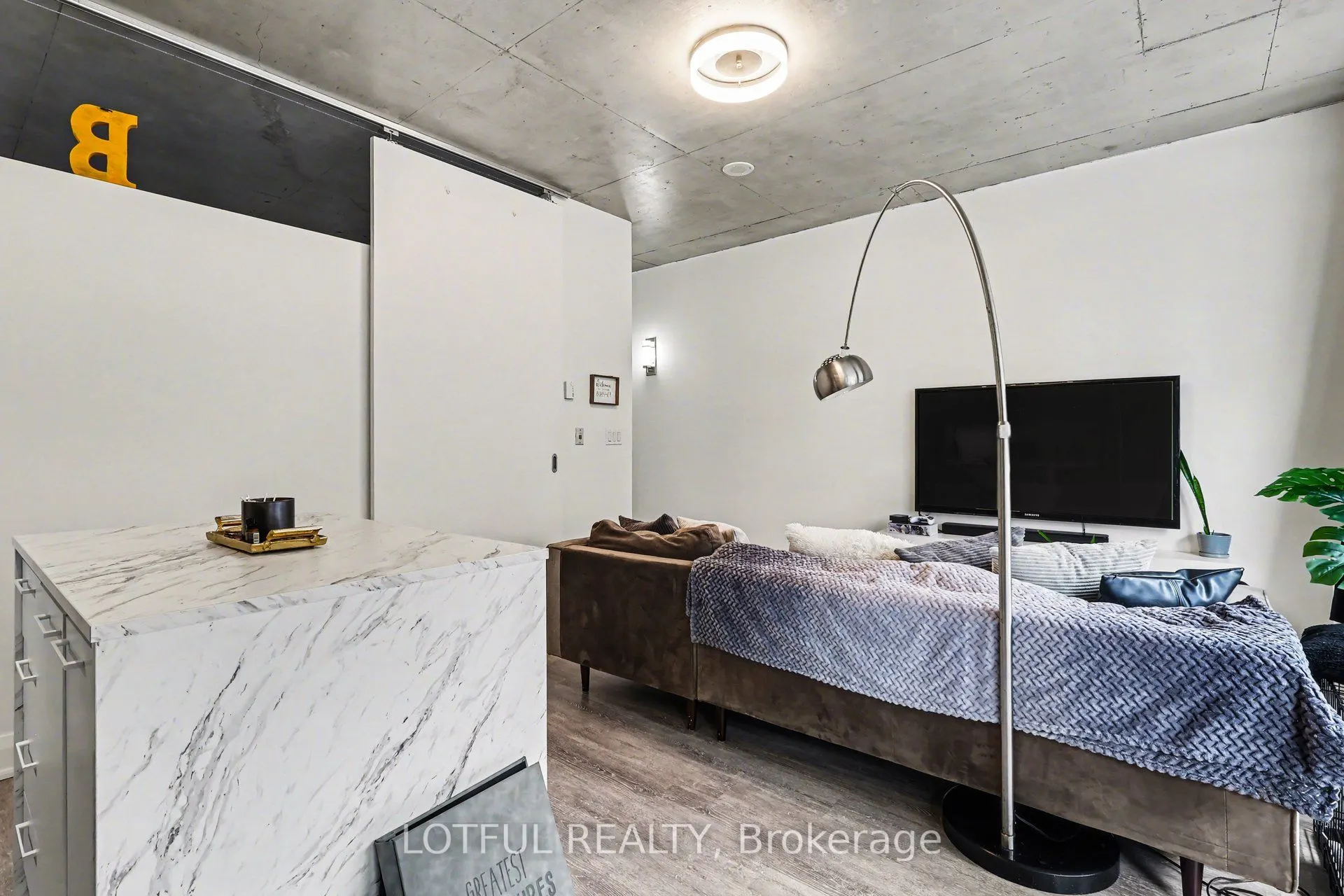 383 Cumberland Street #201