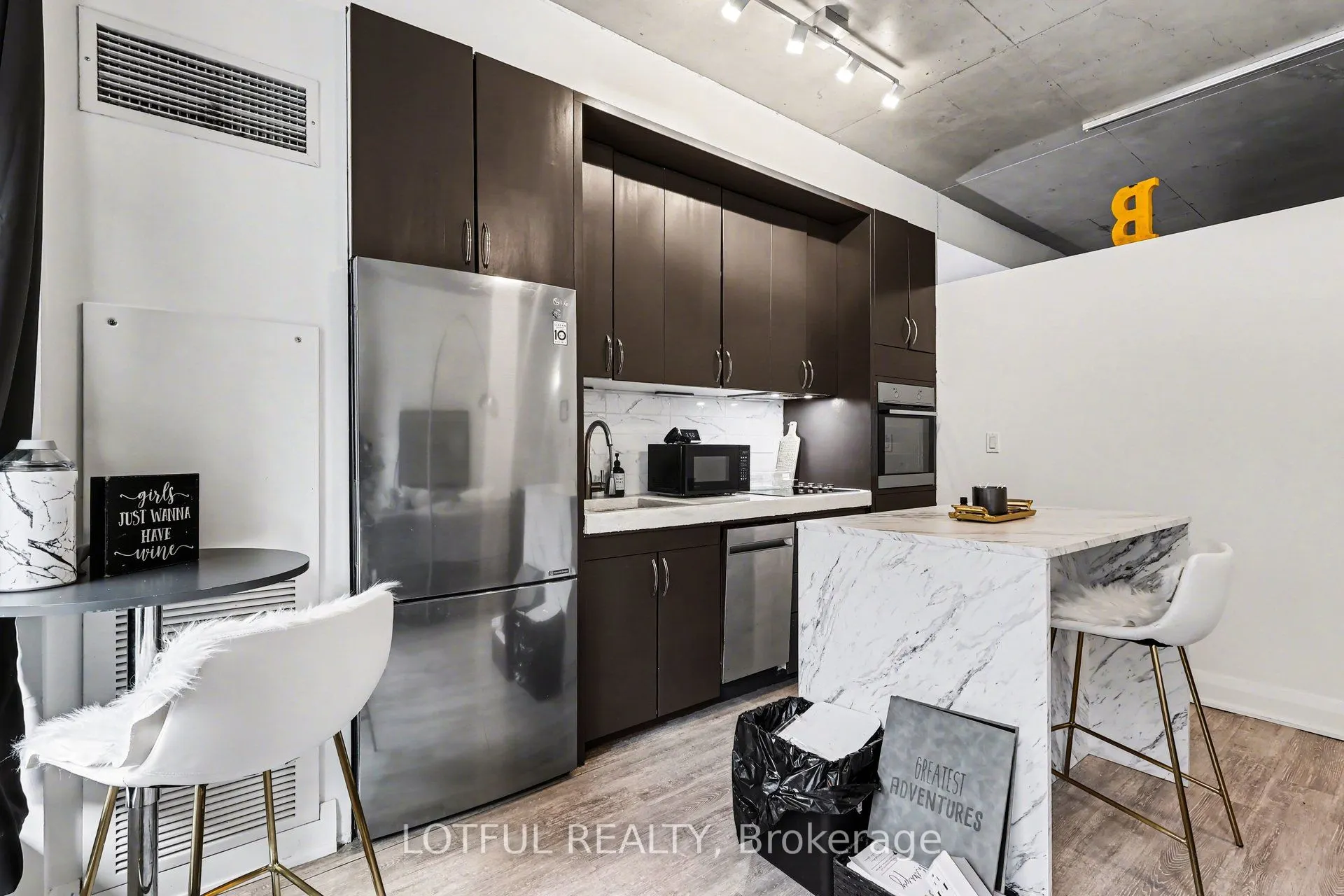383 Cumberland Street #201