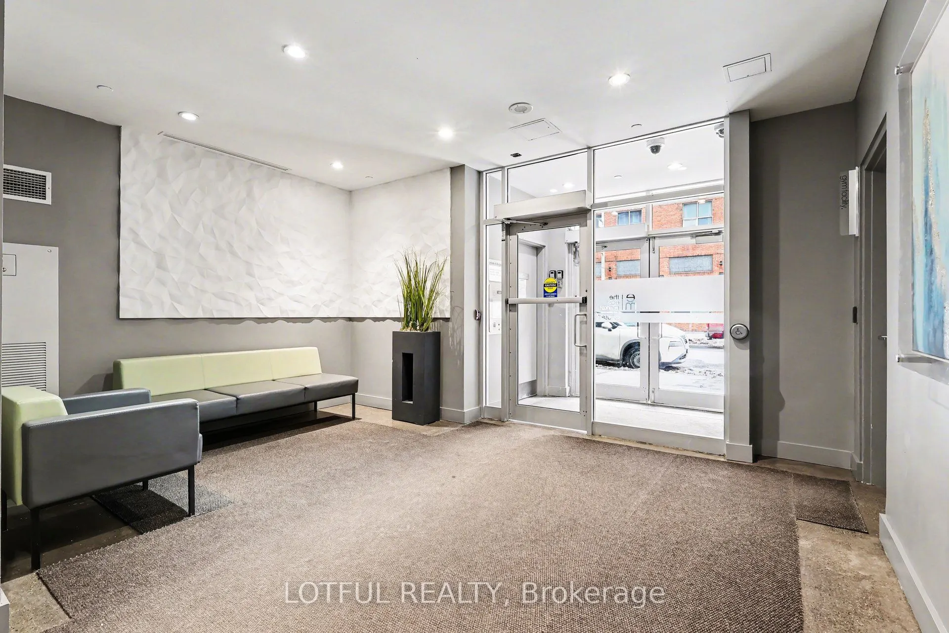 383 Cumberland Street #201