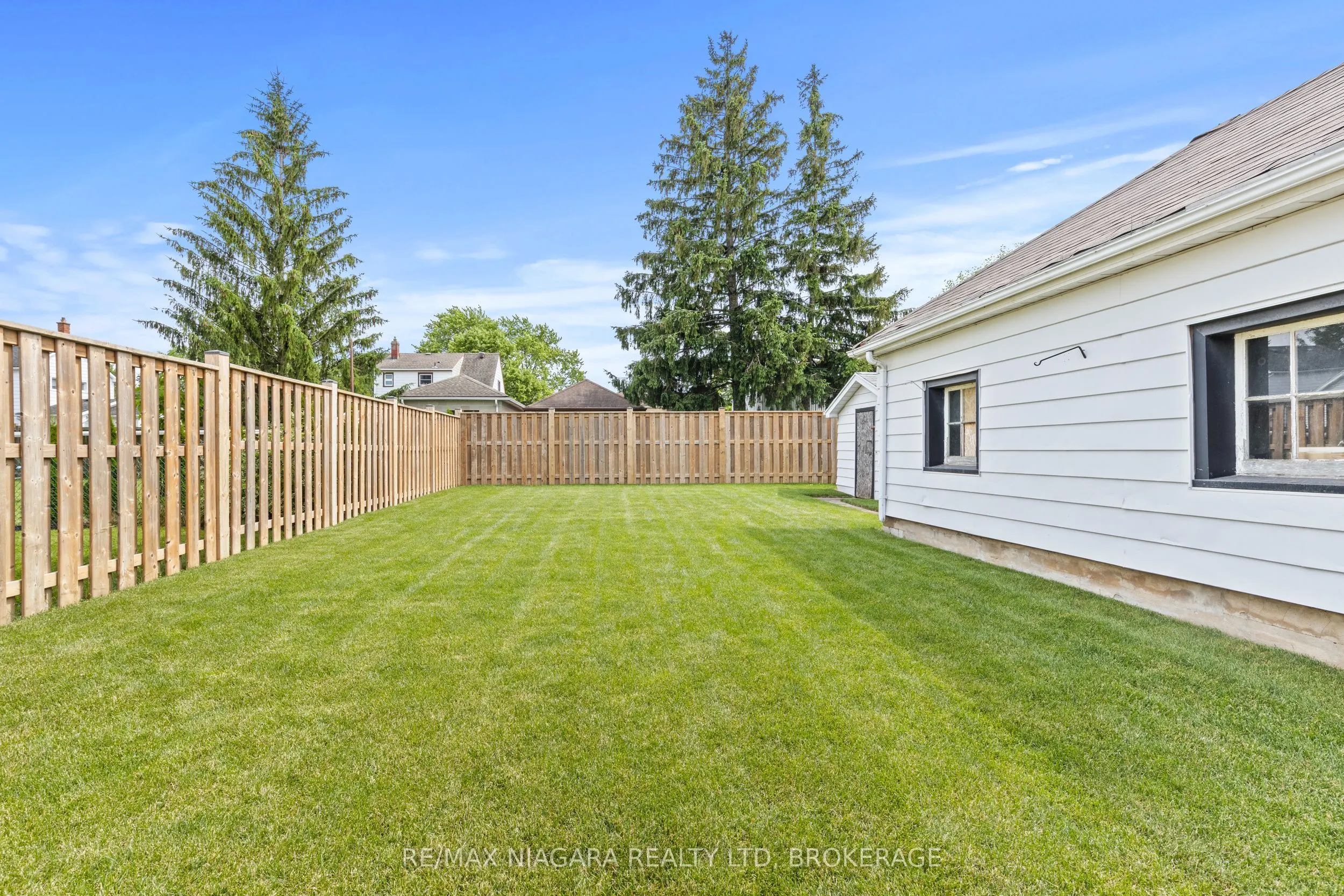 47 SULLIVAN Avenue