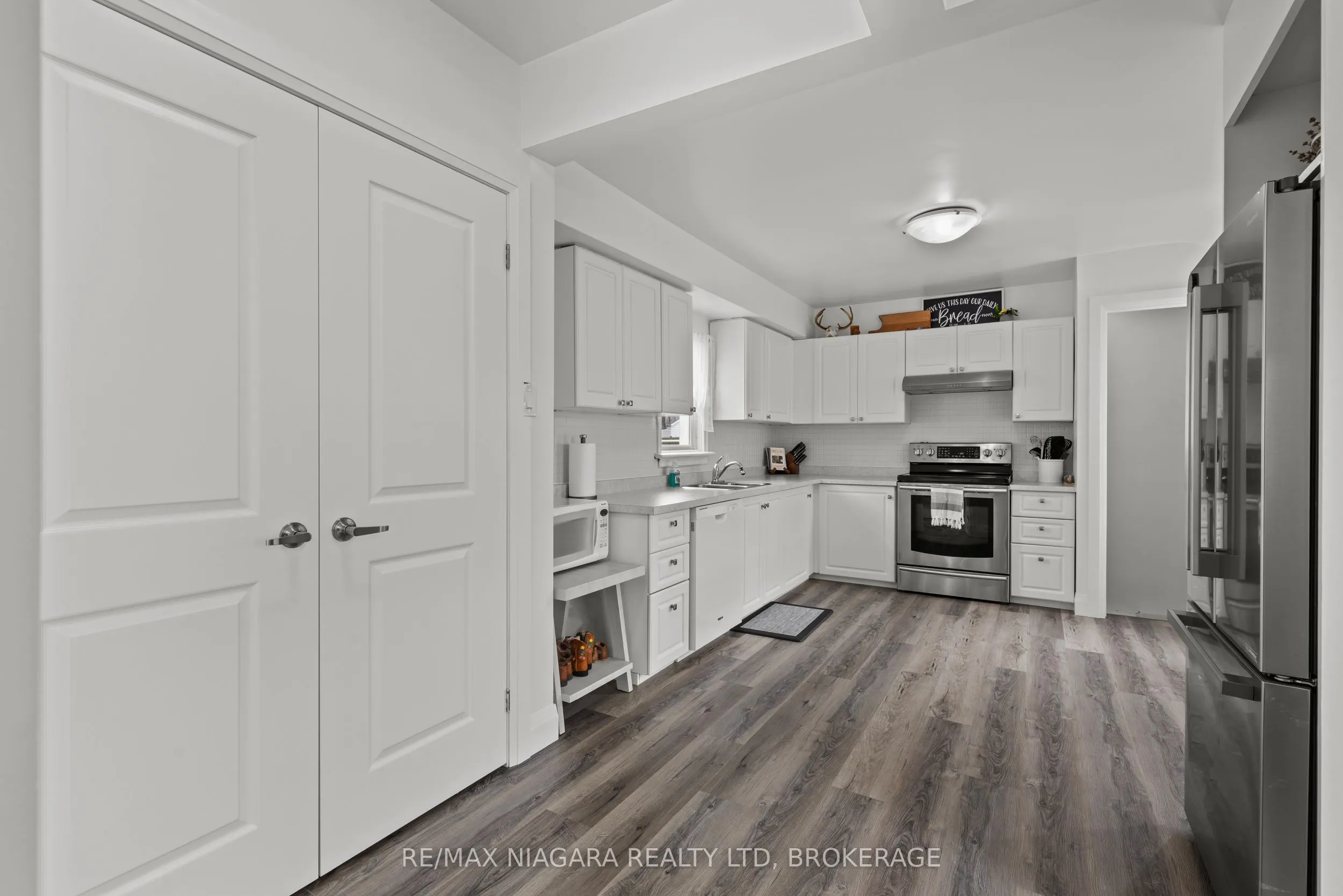 47 SULLIVAN Avenue