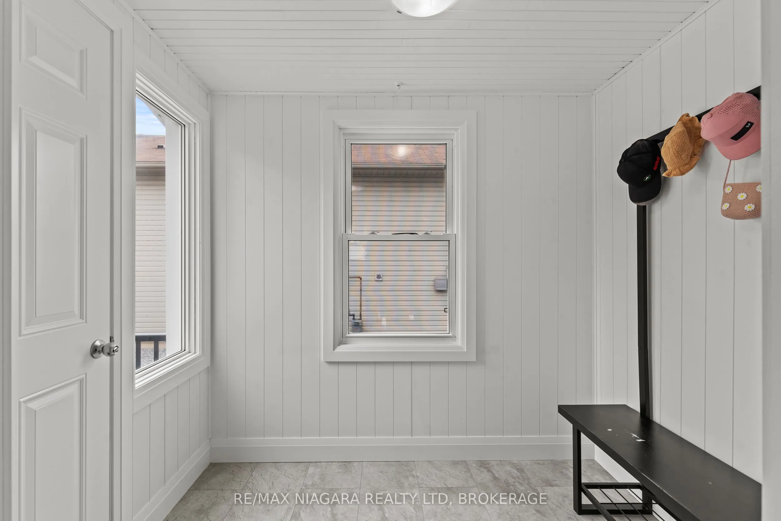 47 SULLIVAN Avenue