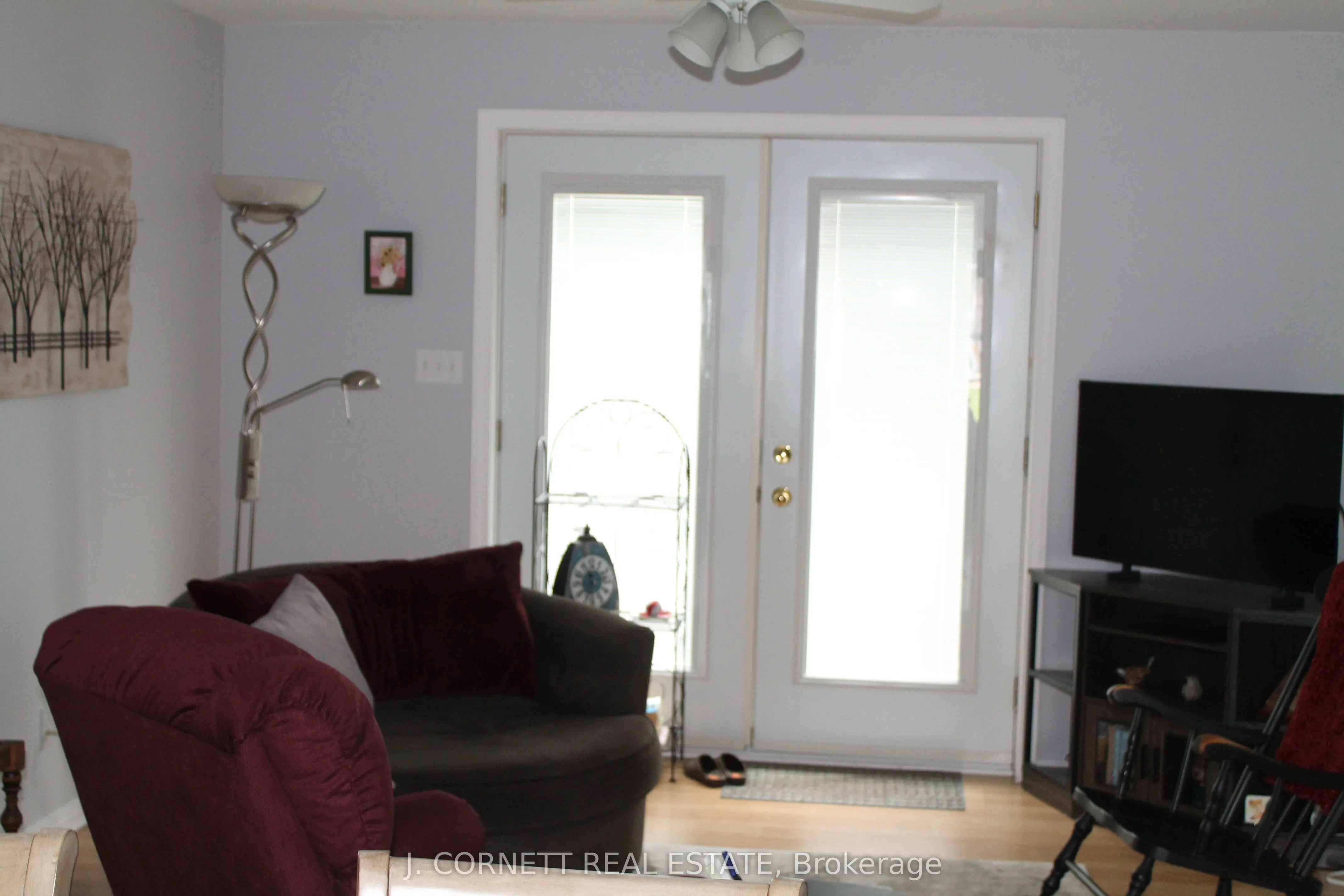 3 Maple Street N #4
