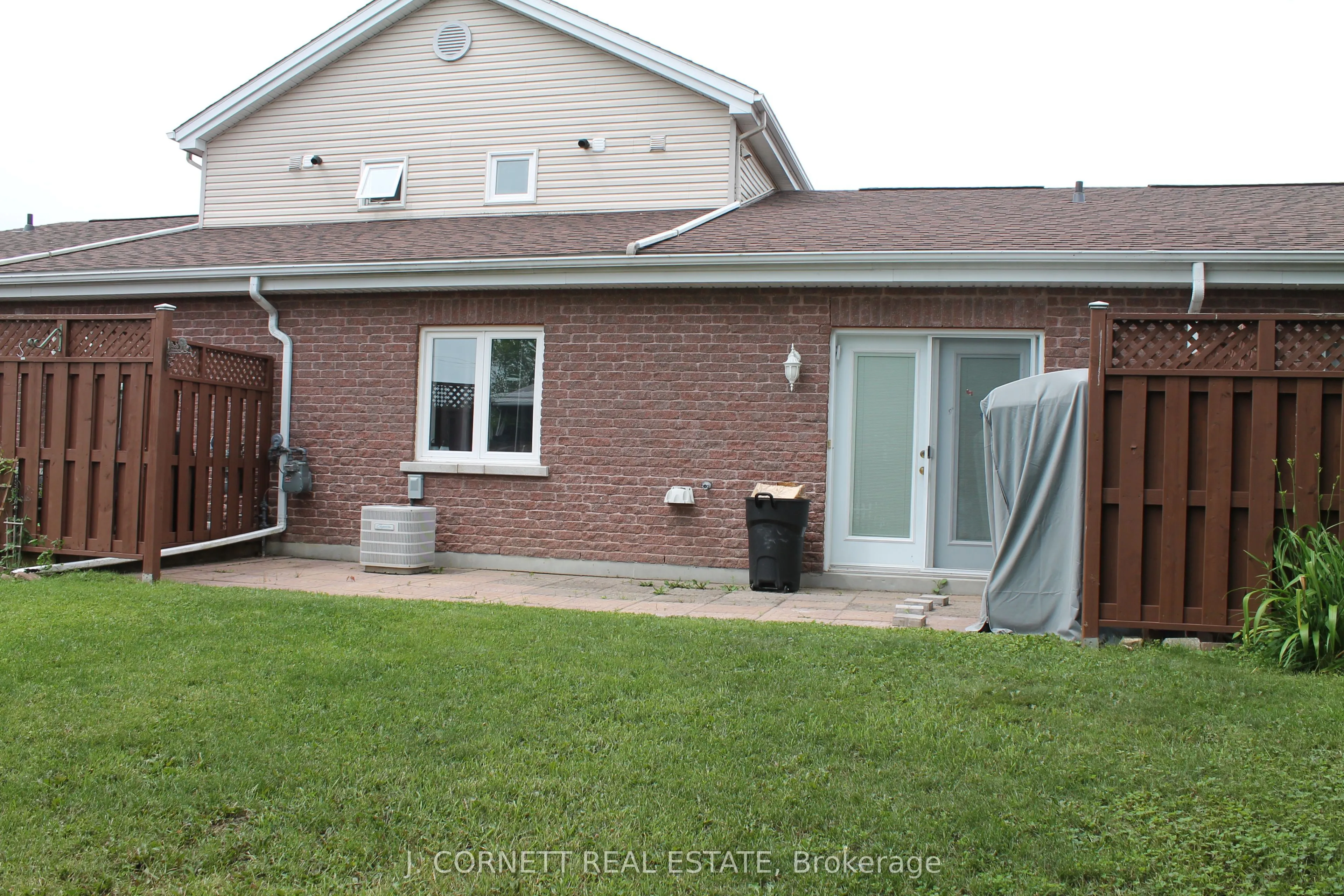 3 Maple Street N #4