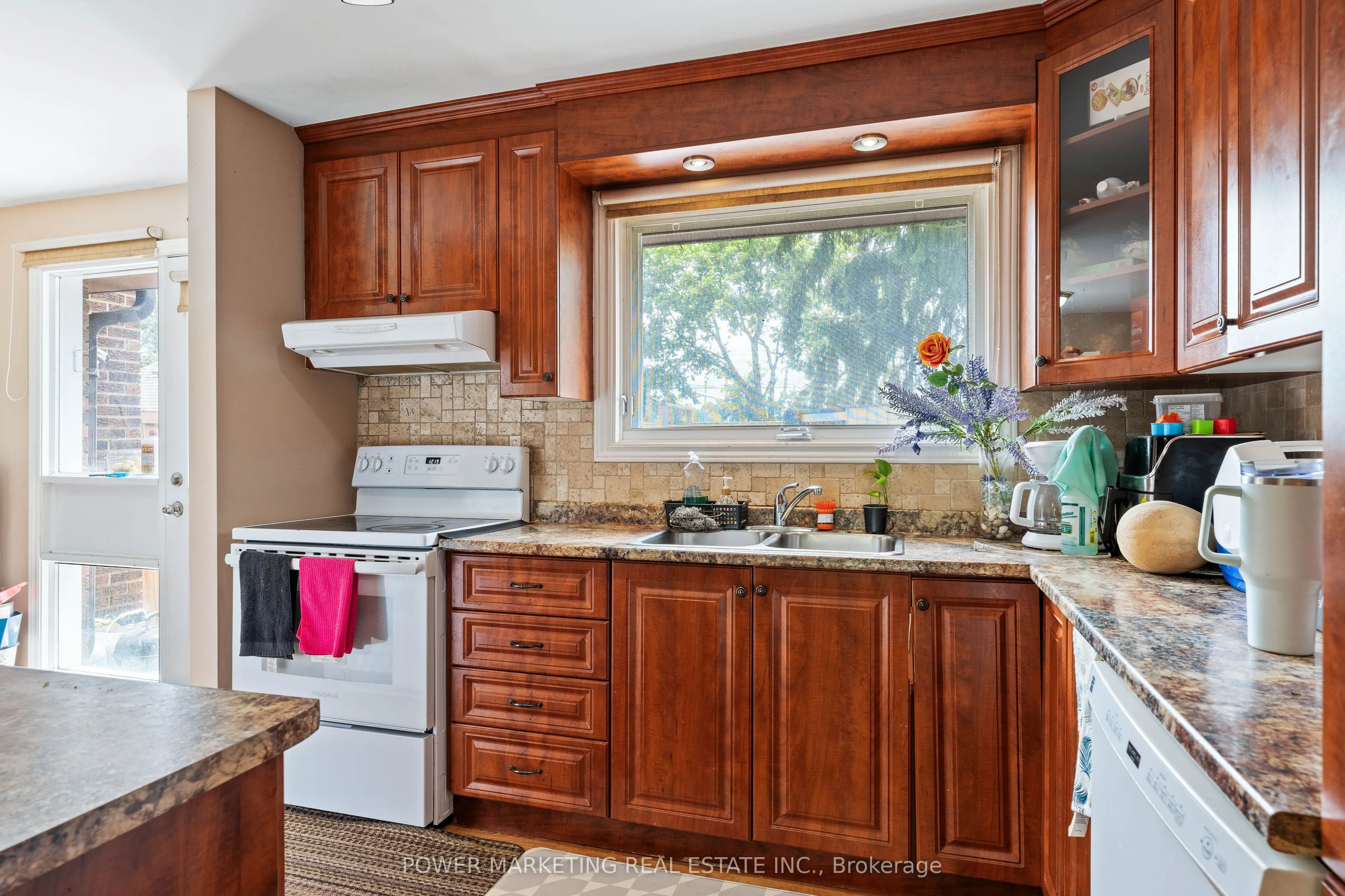 2111 Montreal Road #76