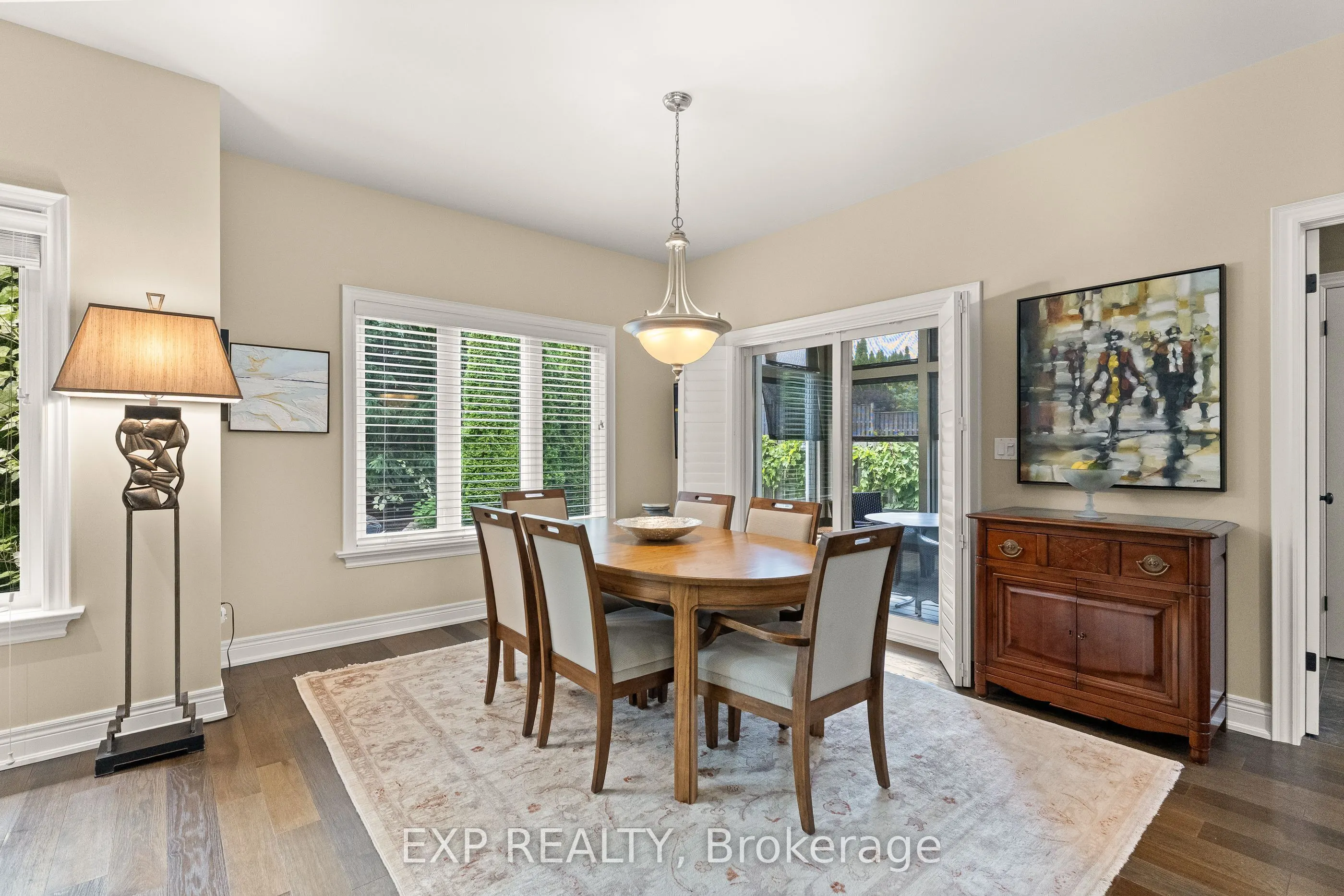 6 Creekside Drive