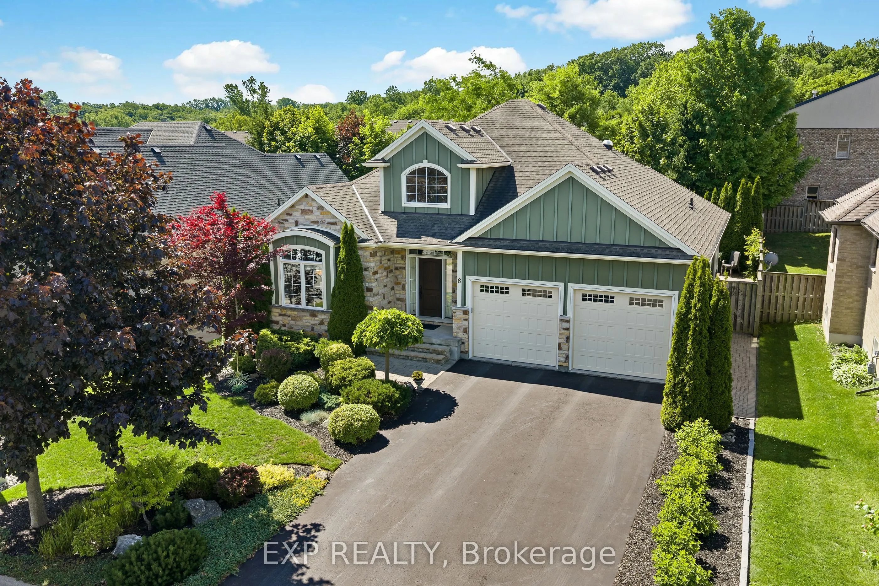 6 Creekside Drive