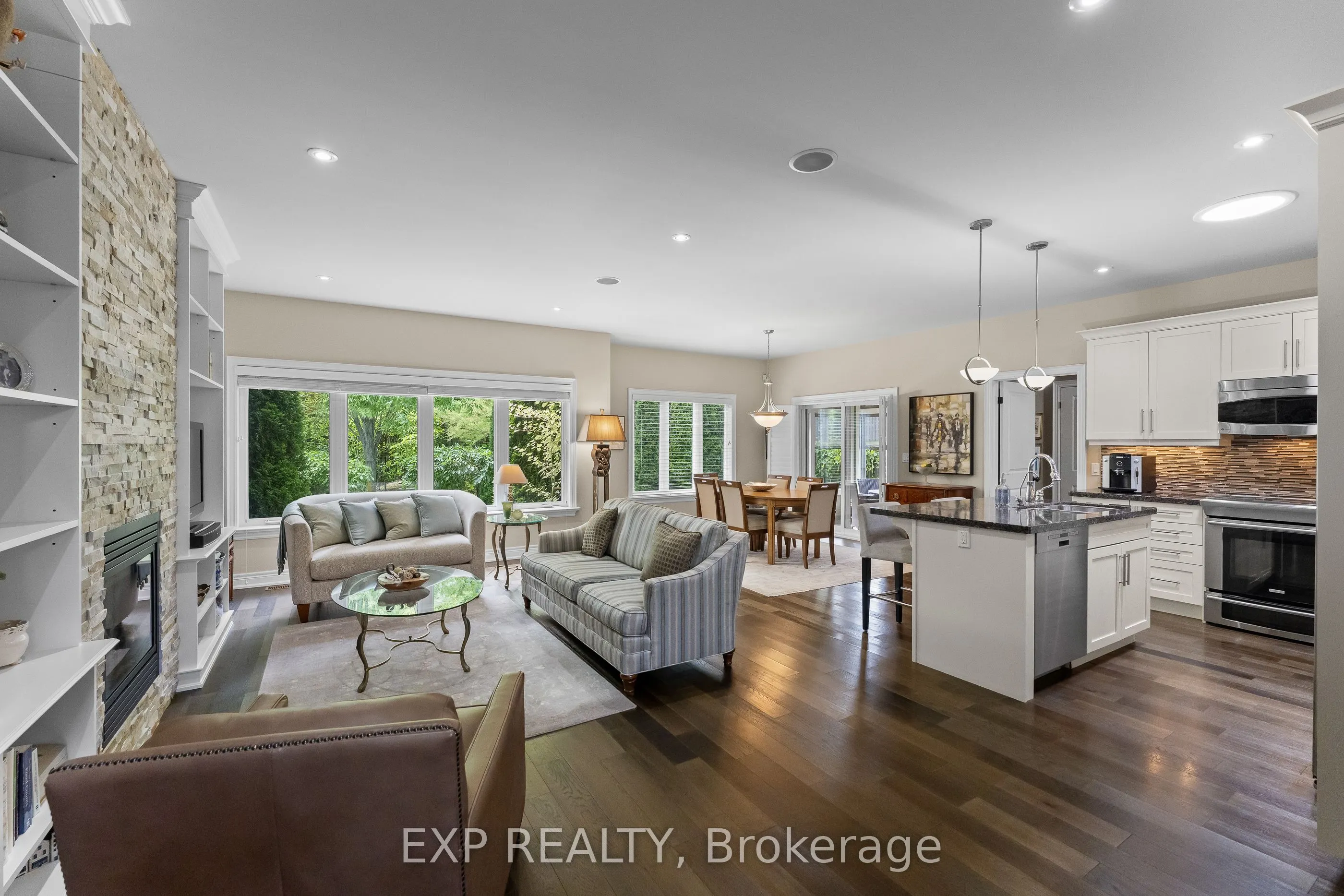 6 Creekside Drive