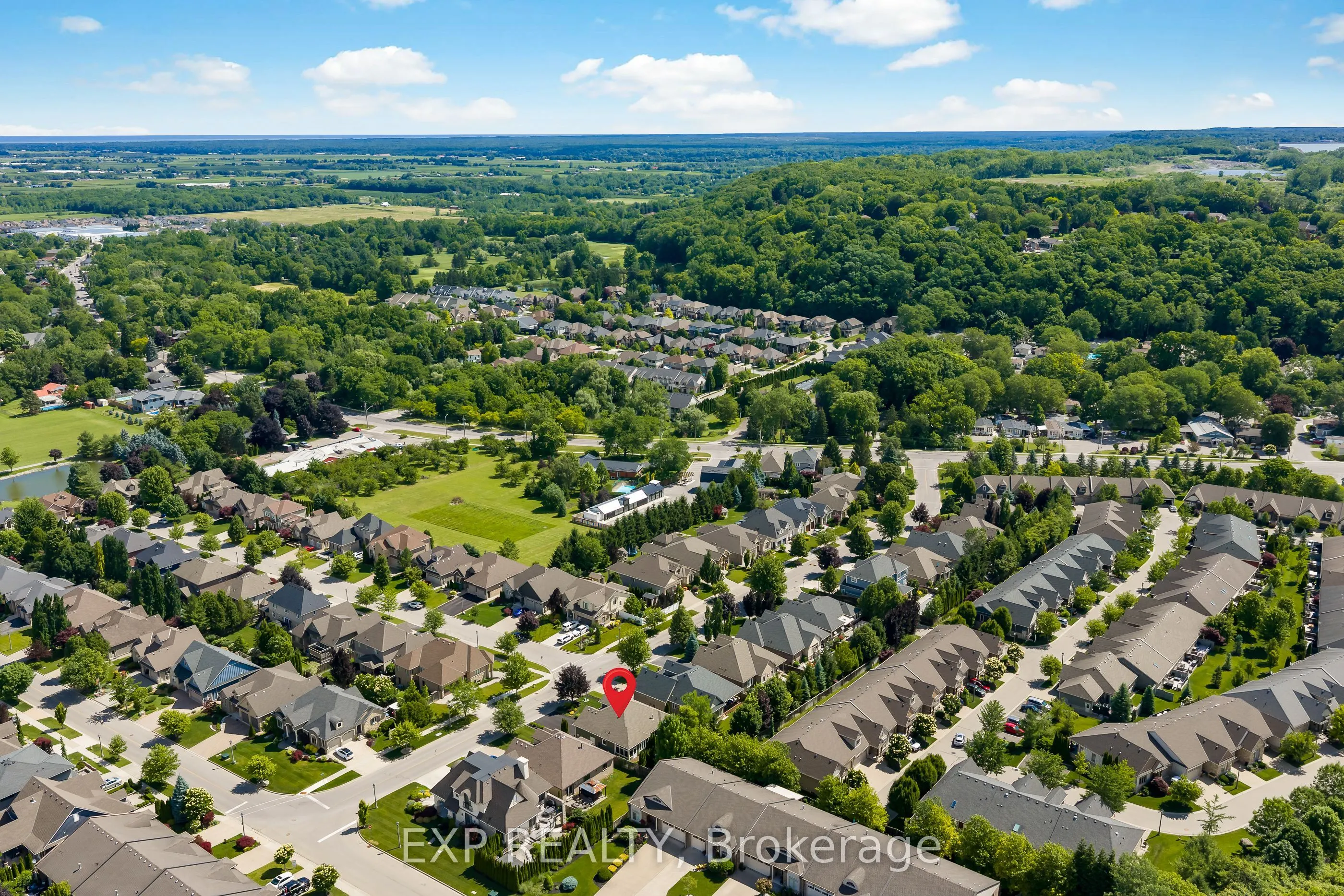 6 Creekside Drive