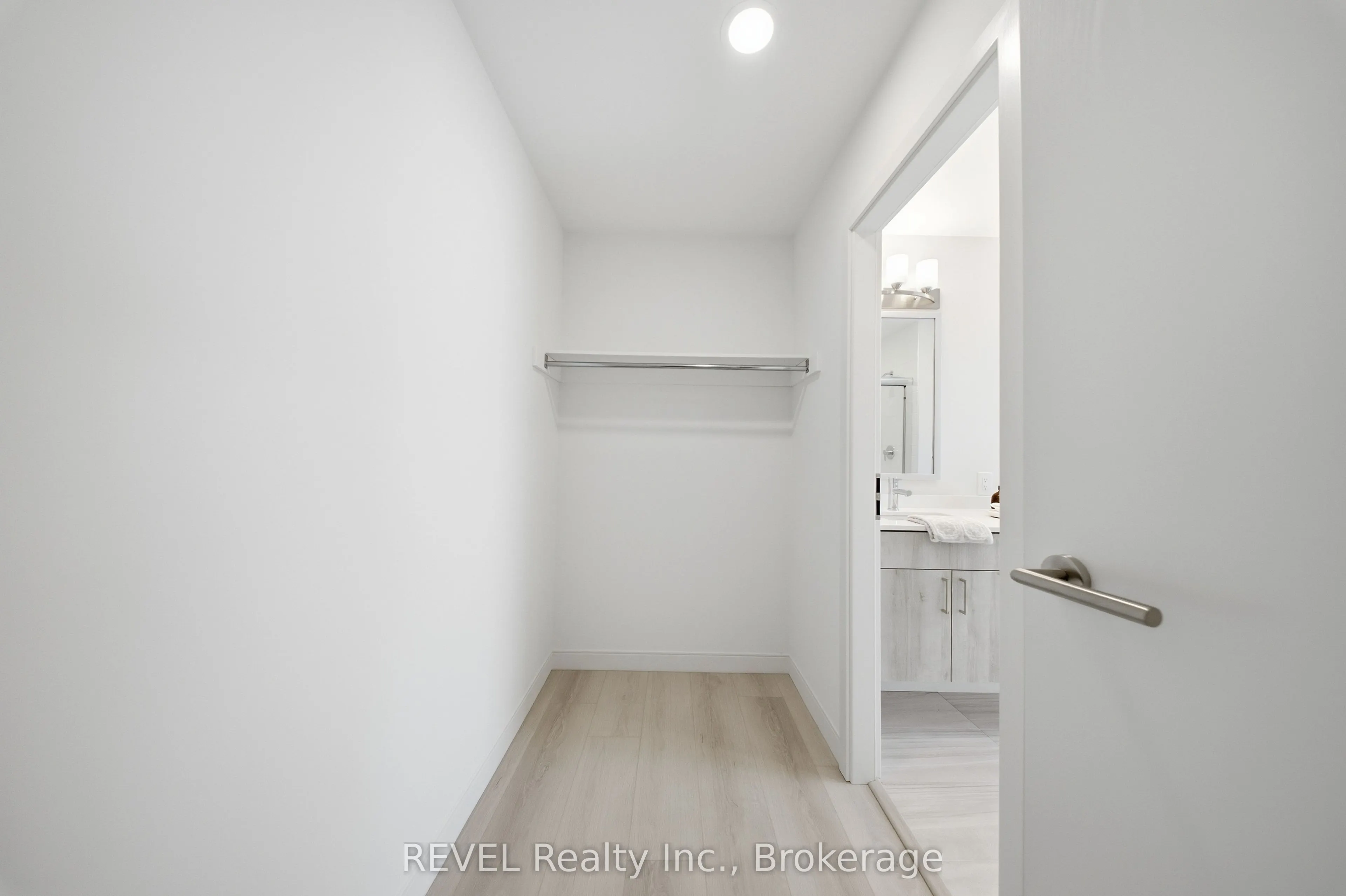 118 West Street #605