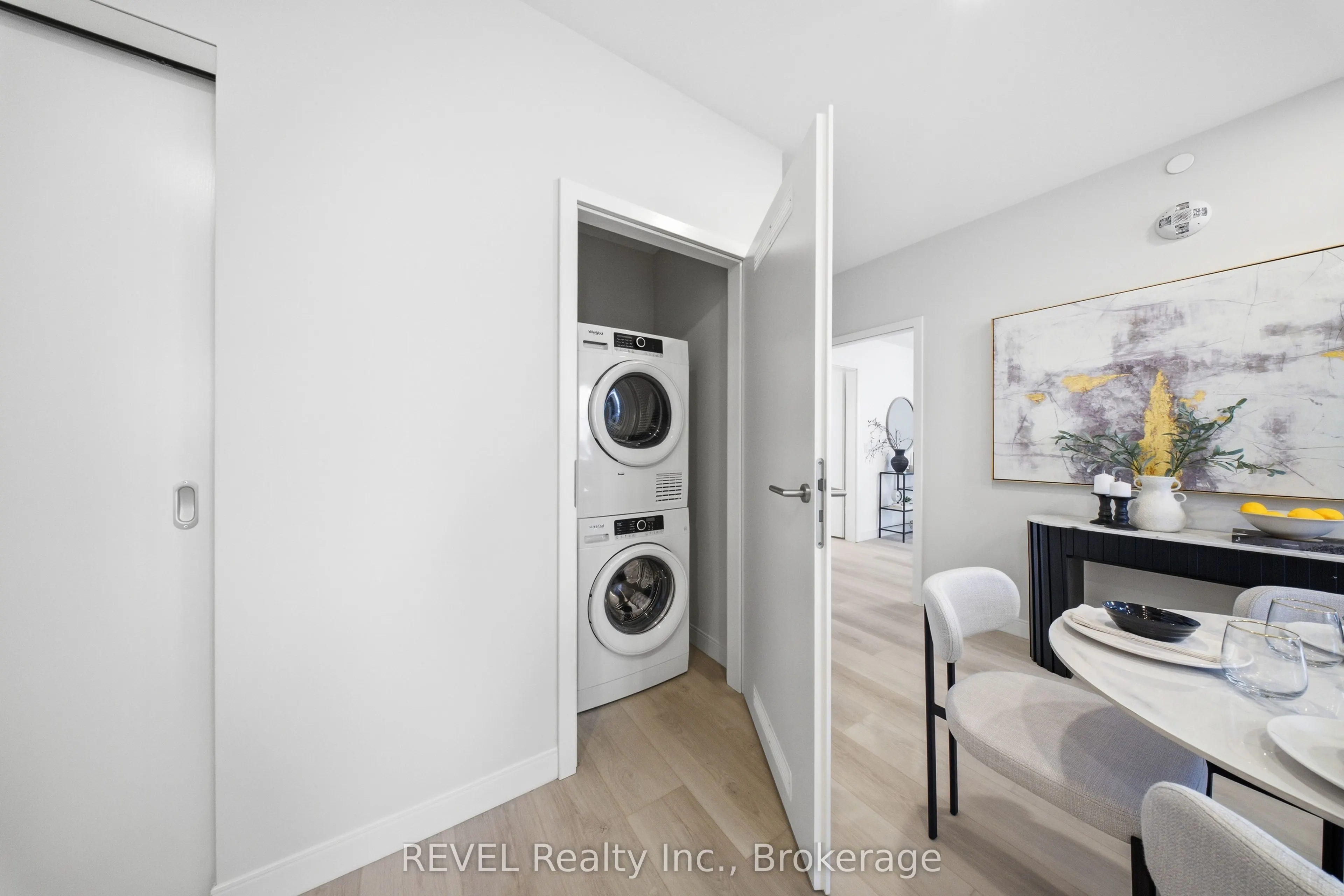 118 West Street #605