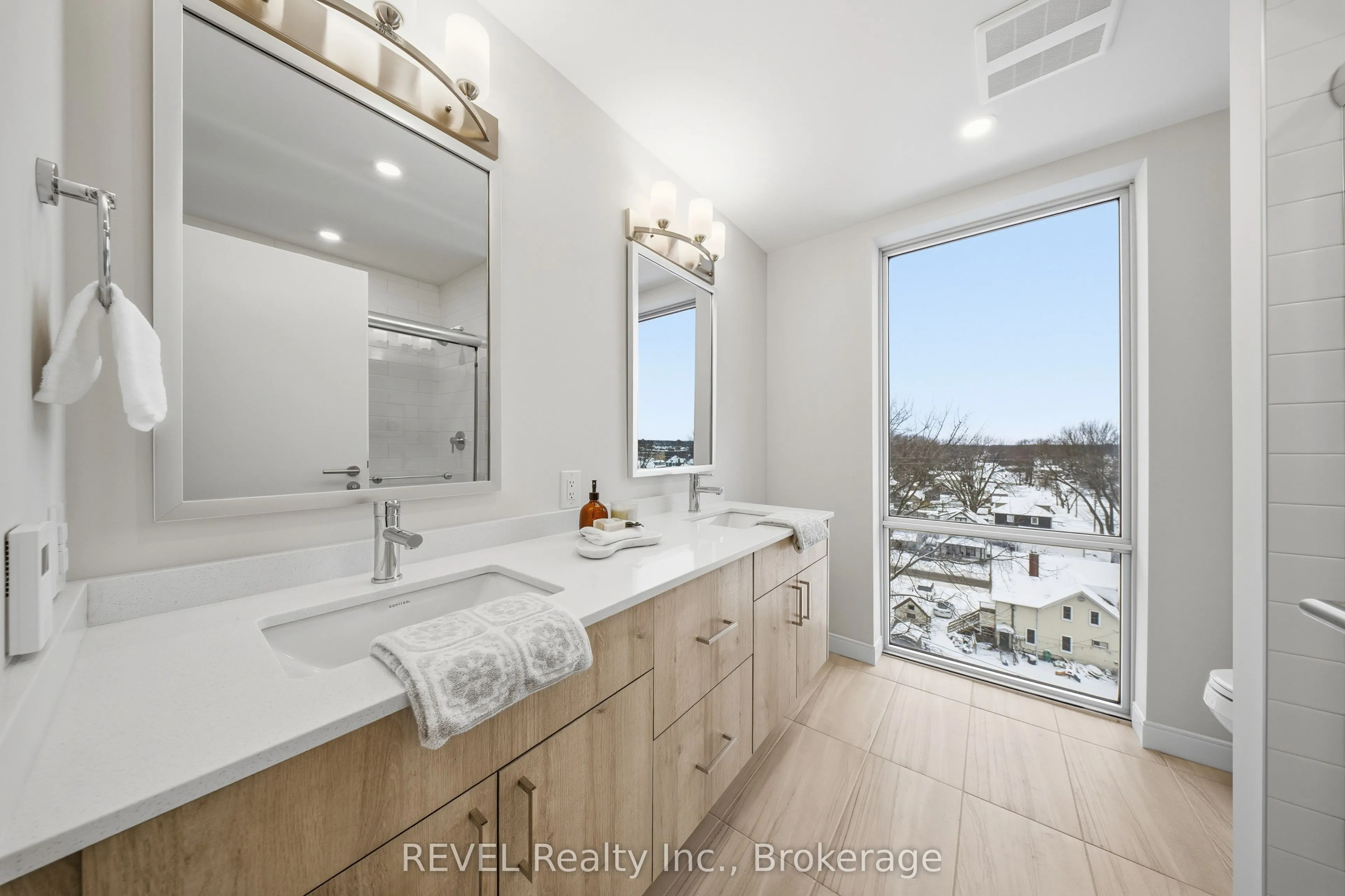 118 West Street #605