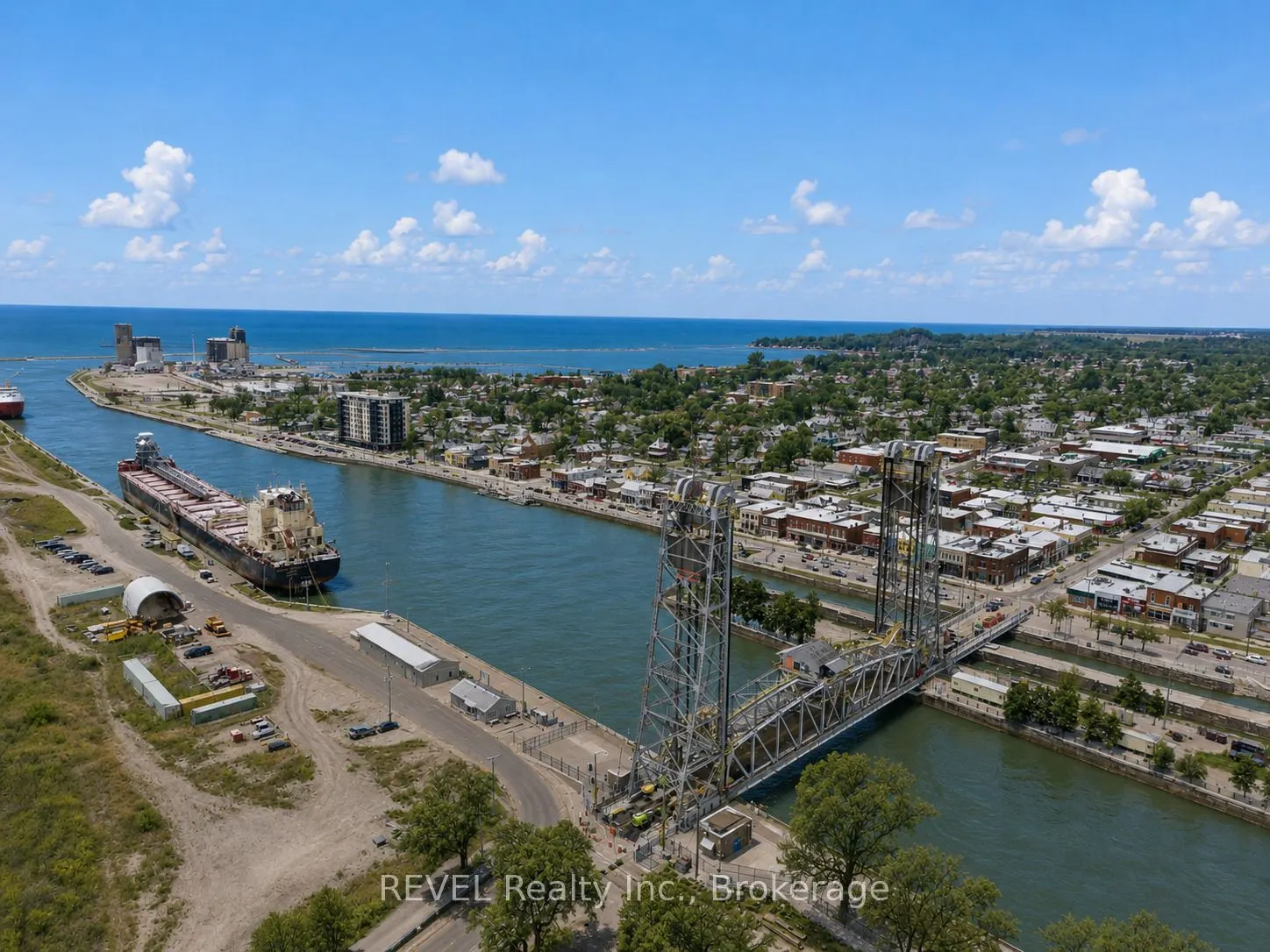 118 West Street #605