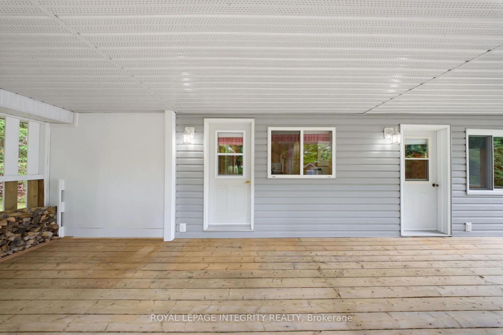 534 School House Lane