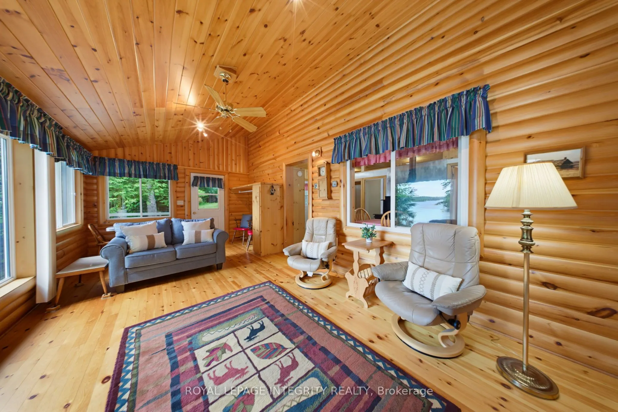 534 School House Lane