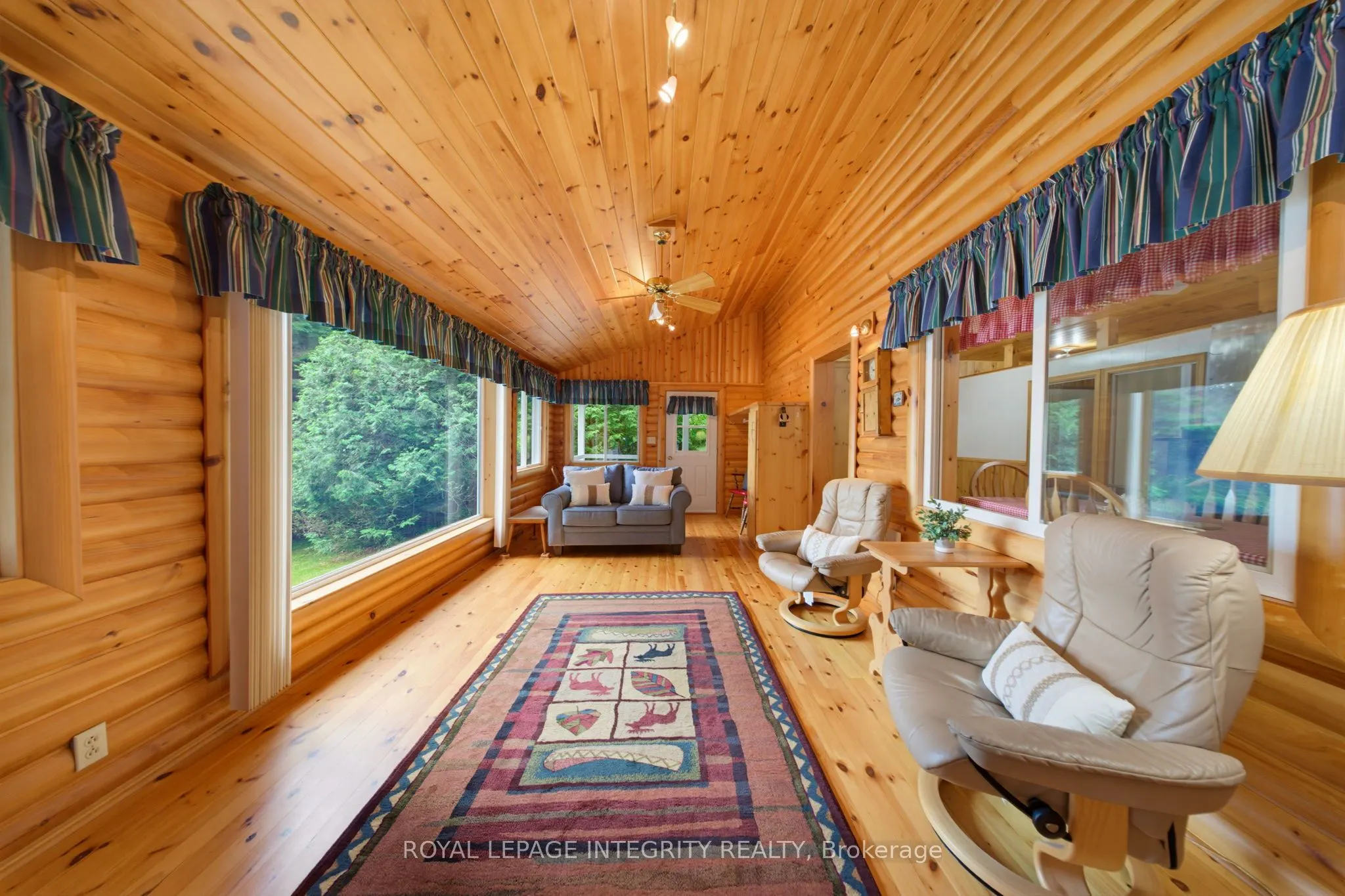 534 School House Lane