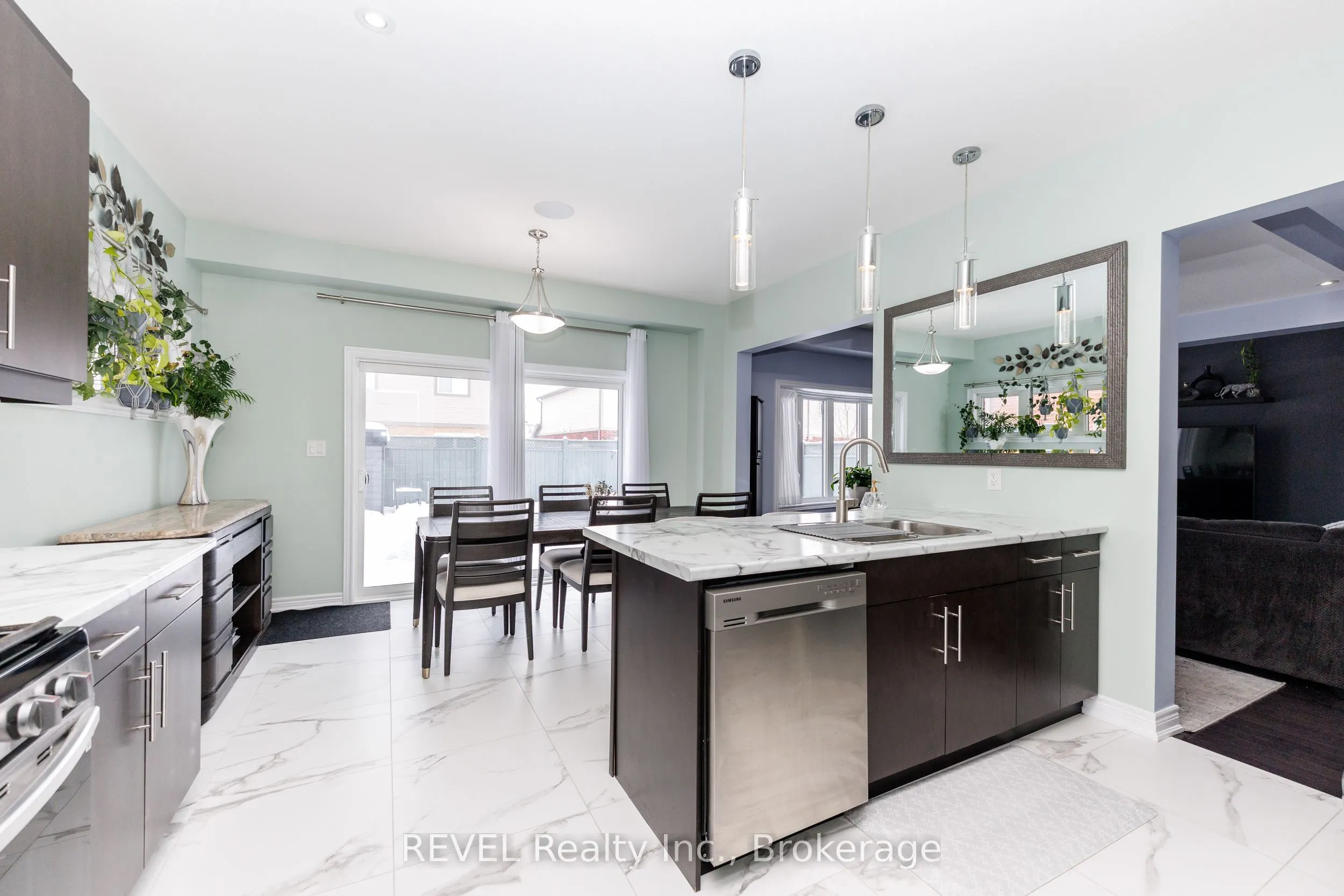 8 Elderberry Road