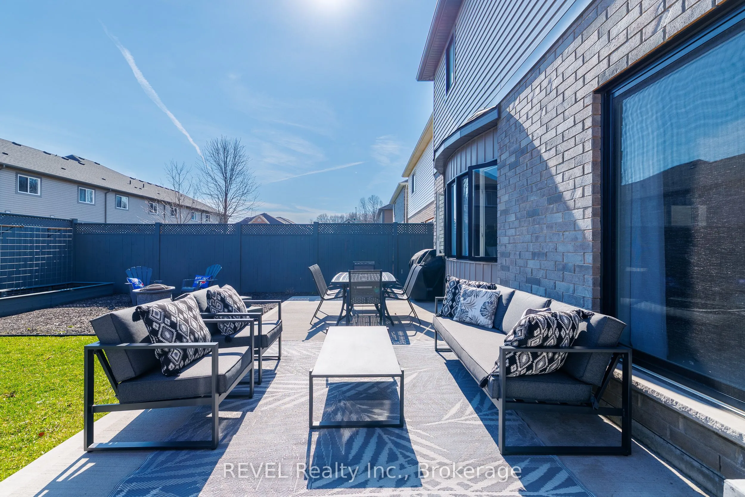 8 Elderberry Road