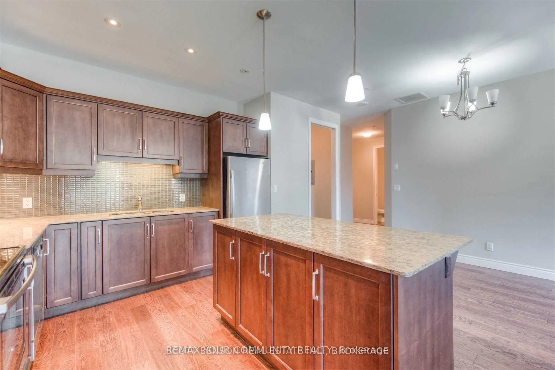 223 Erb Street W #106