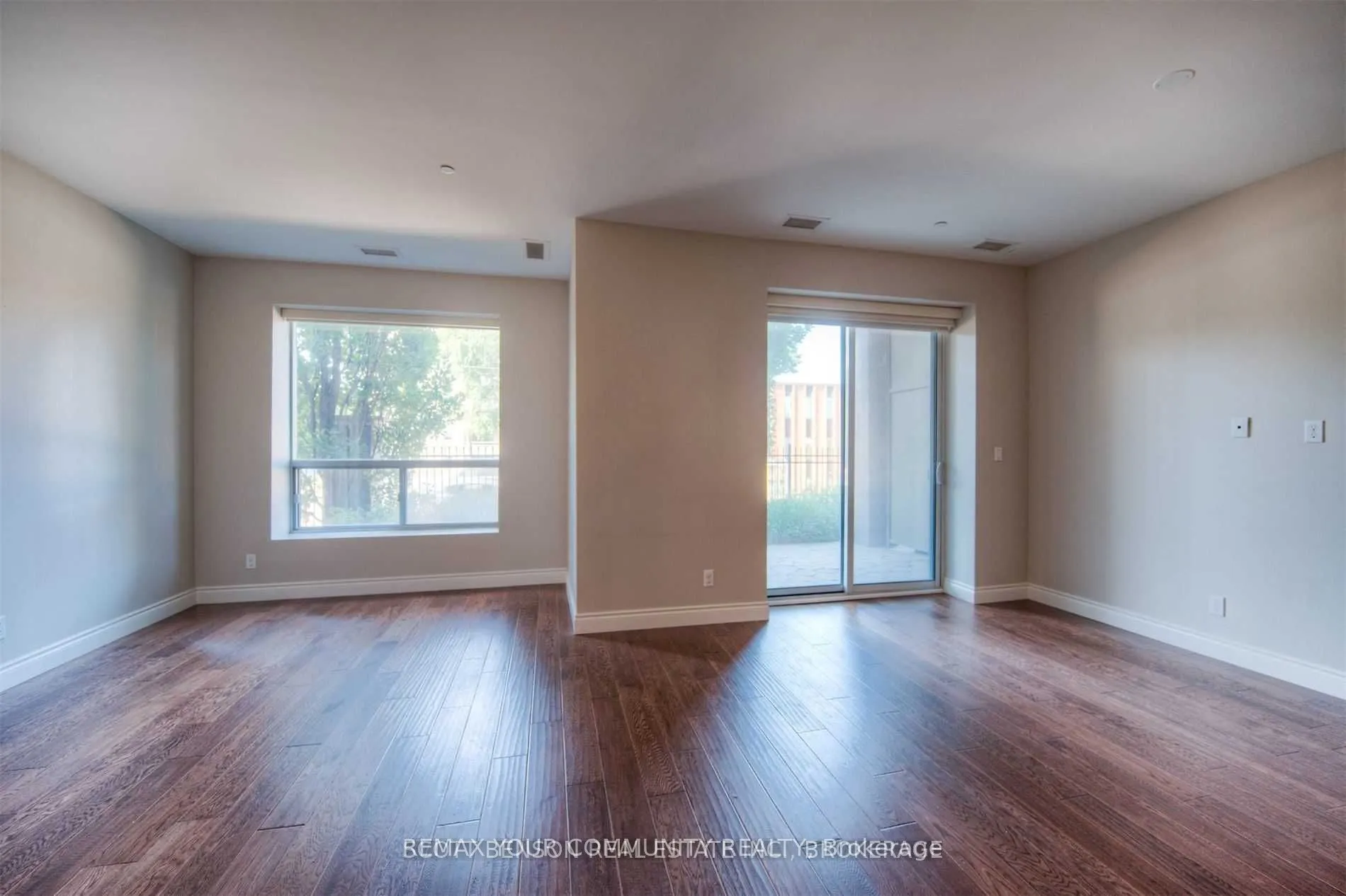 223 Erb Street W #106