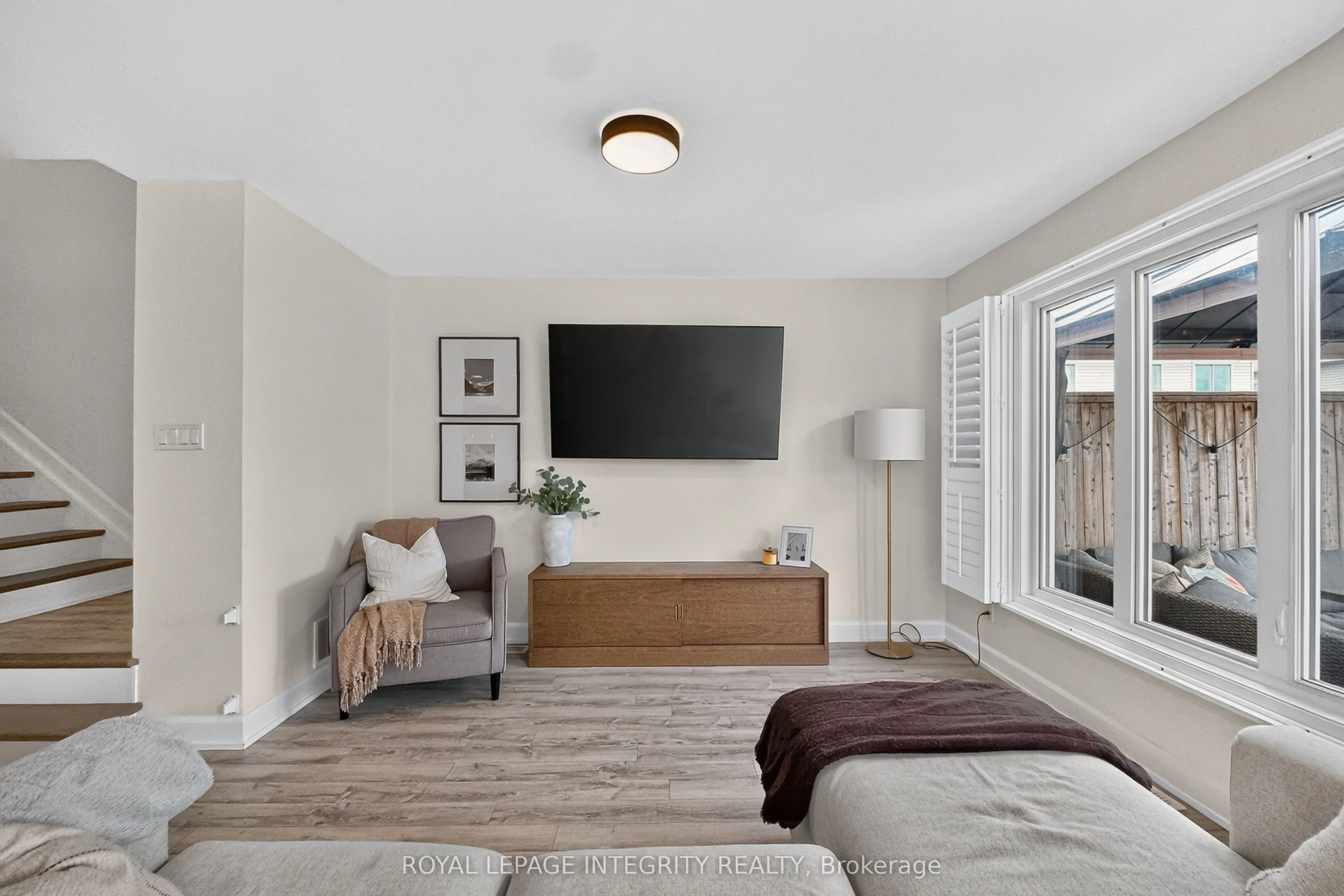198 Bourdeau Boulevard