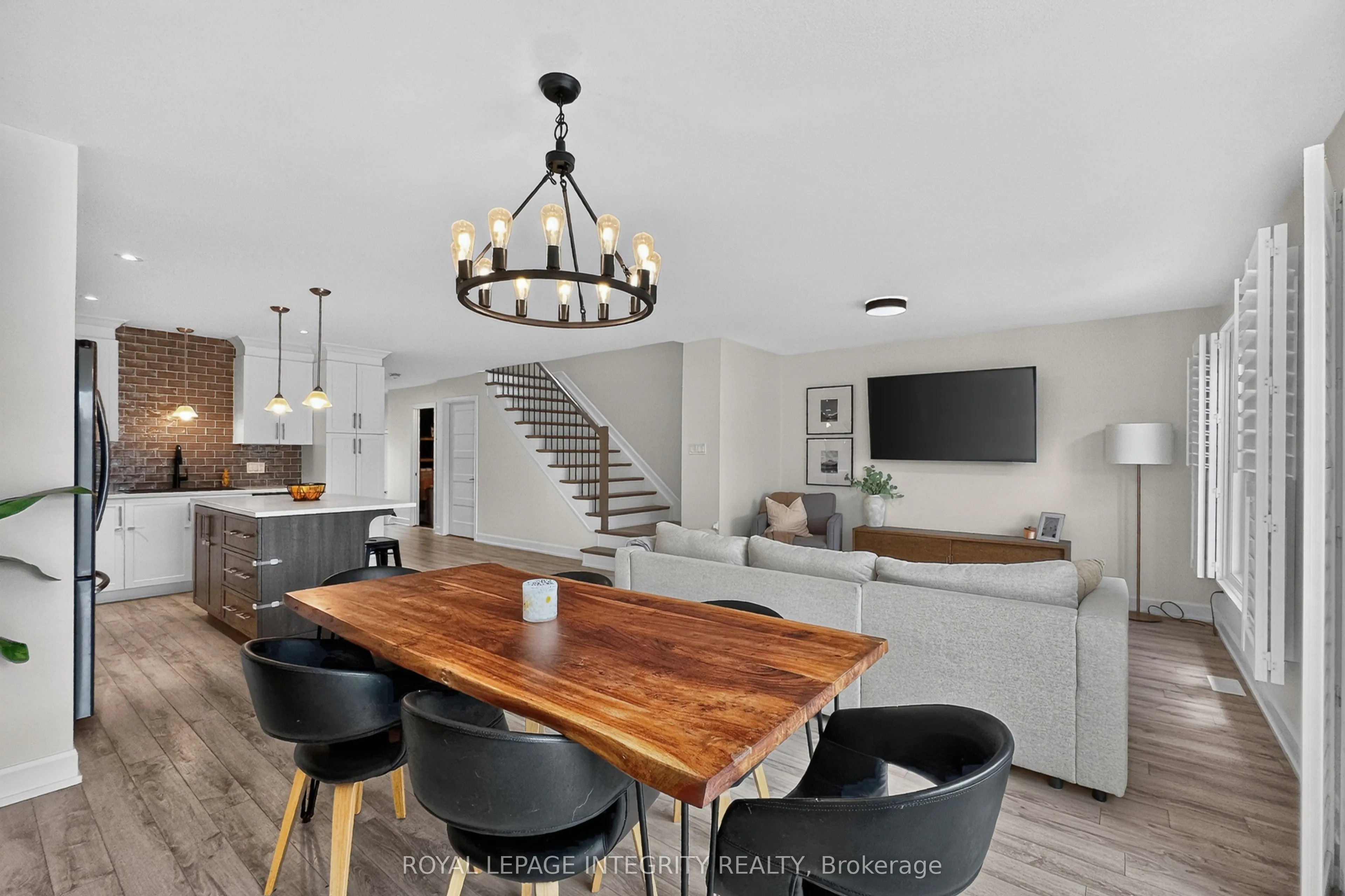 198 Bourdeau Boulevard