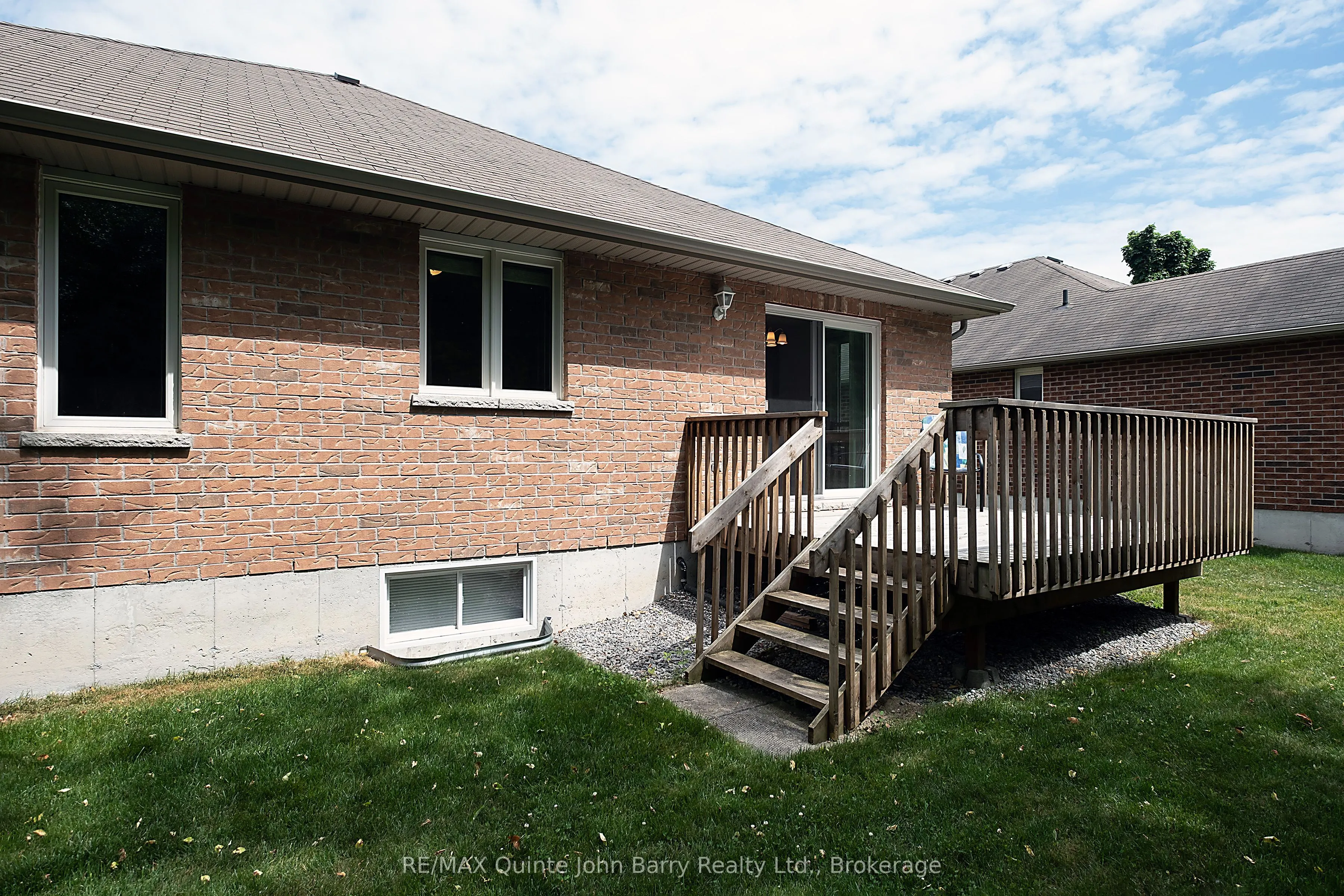 4 Algonquin Avenue