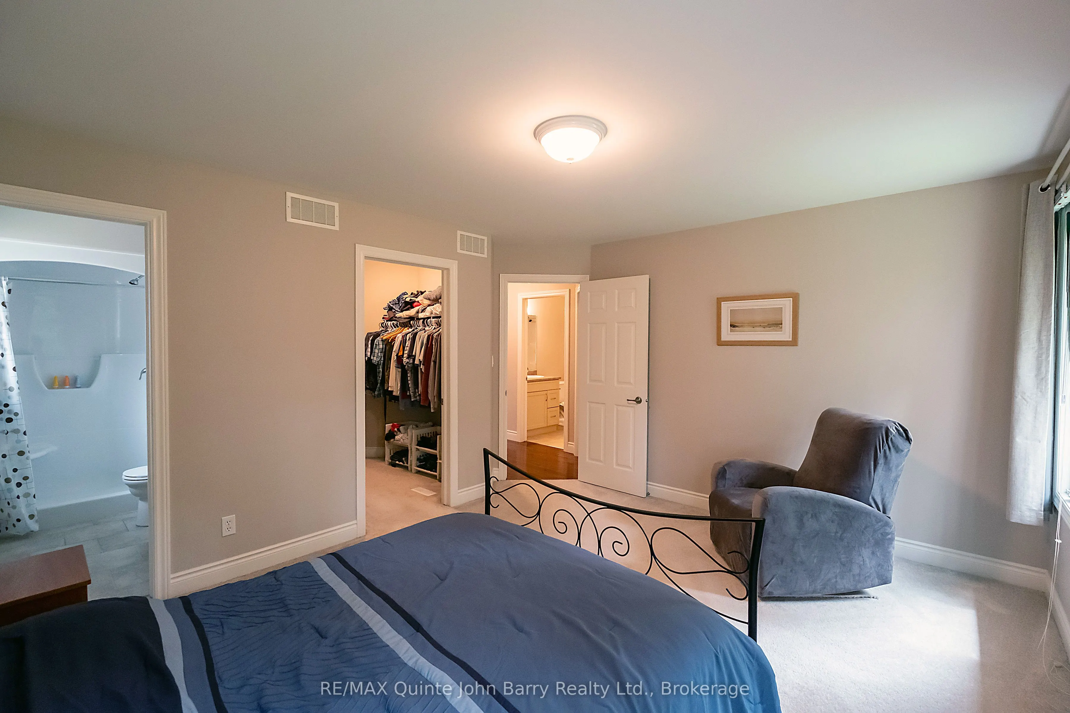 4 Algonquin Avenue