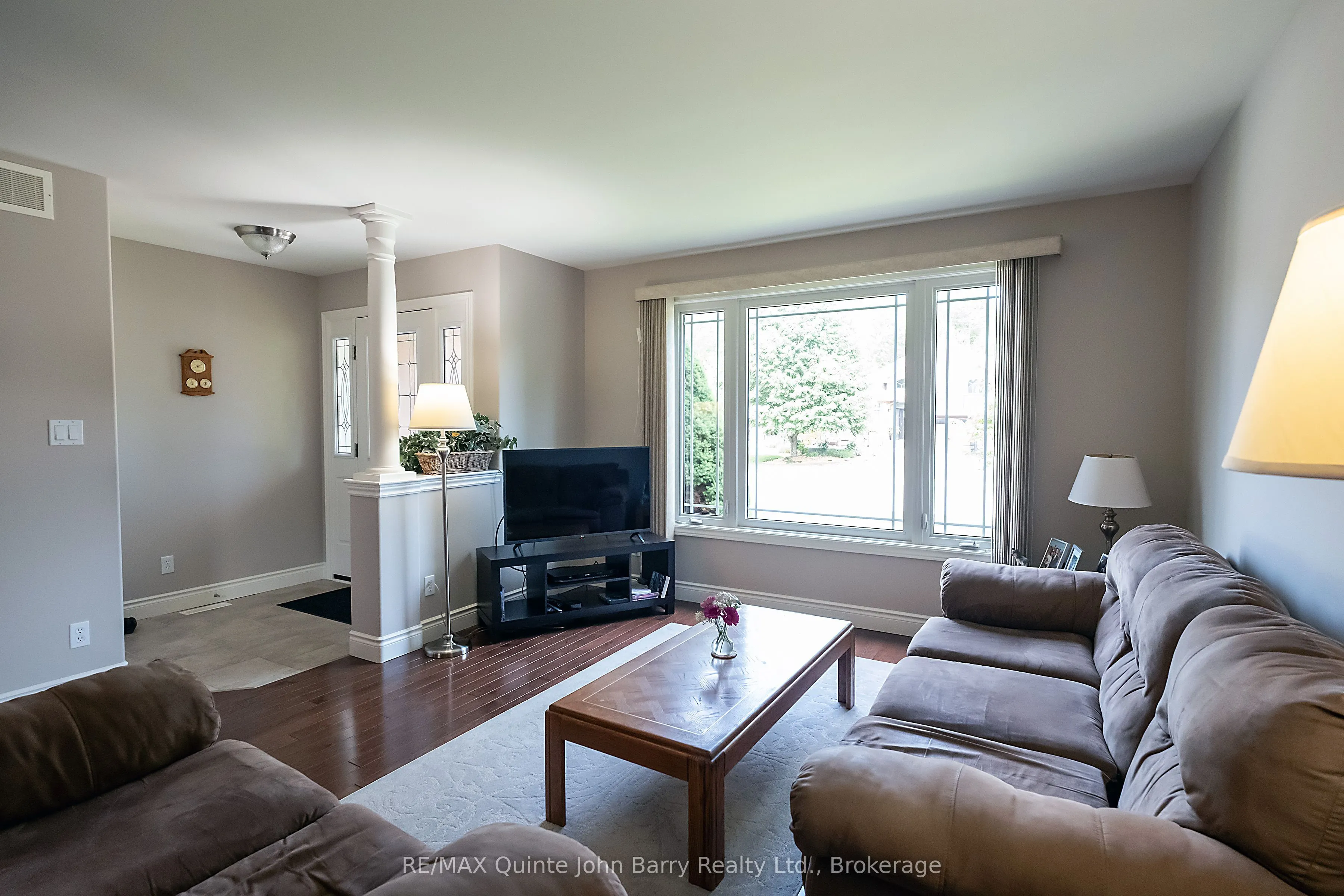 4 Algonquin Avenue