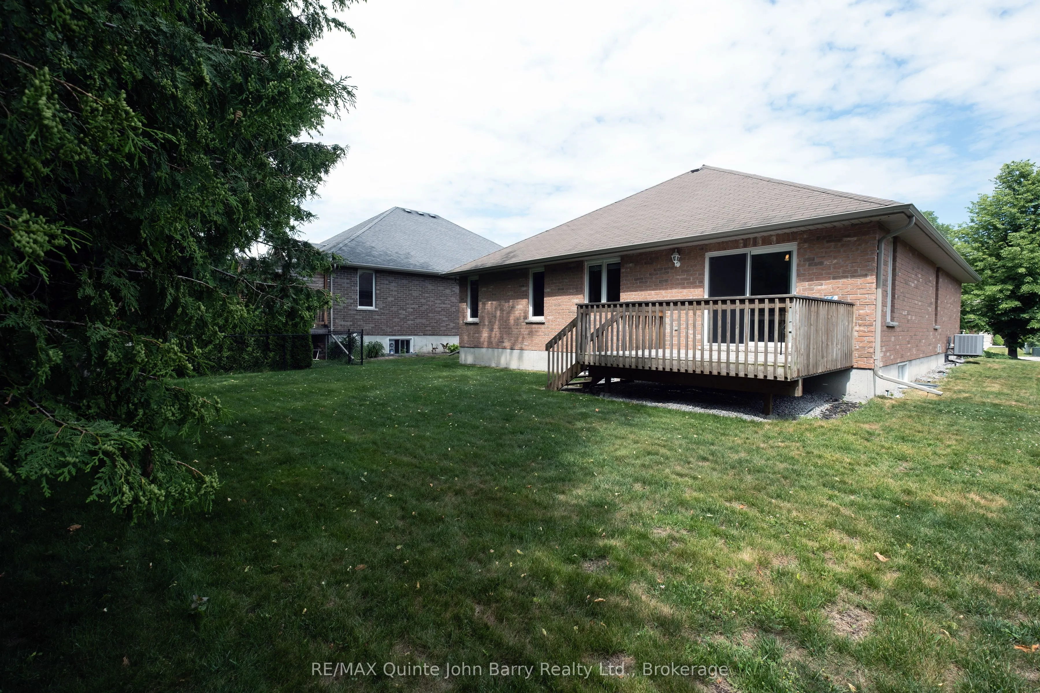 4 Algonquin Avenue