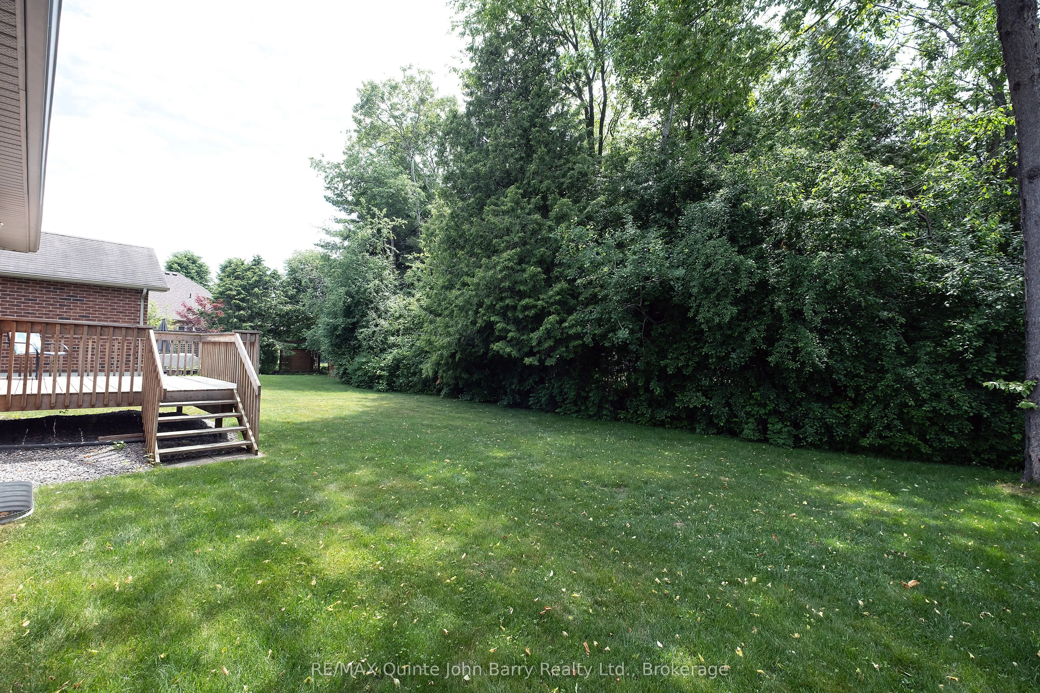 4 Algonquin Avenue