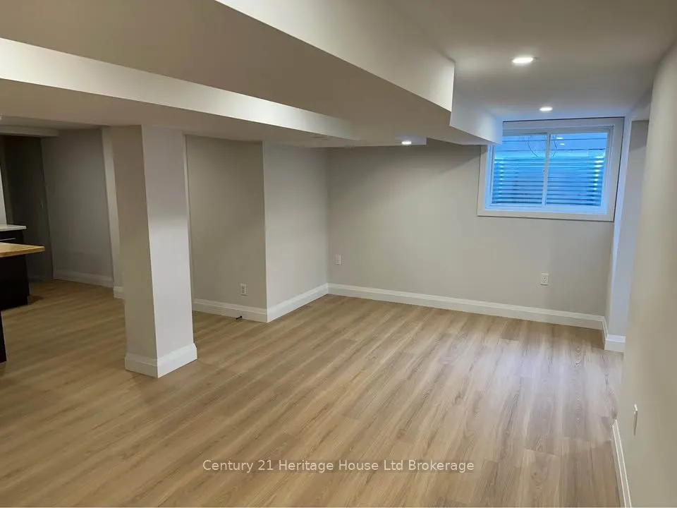 10 Joseph Street